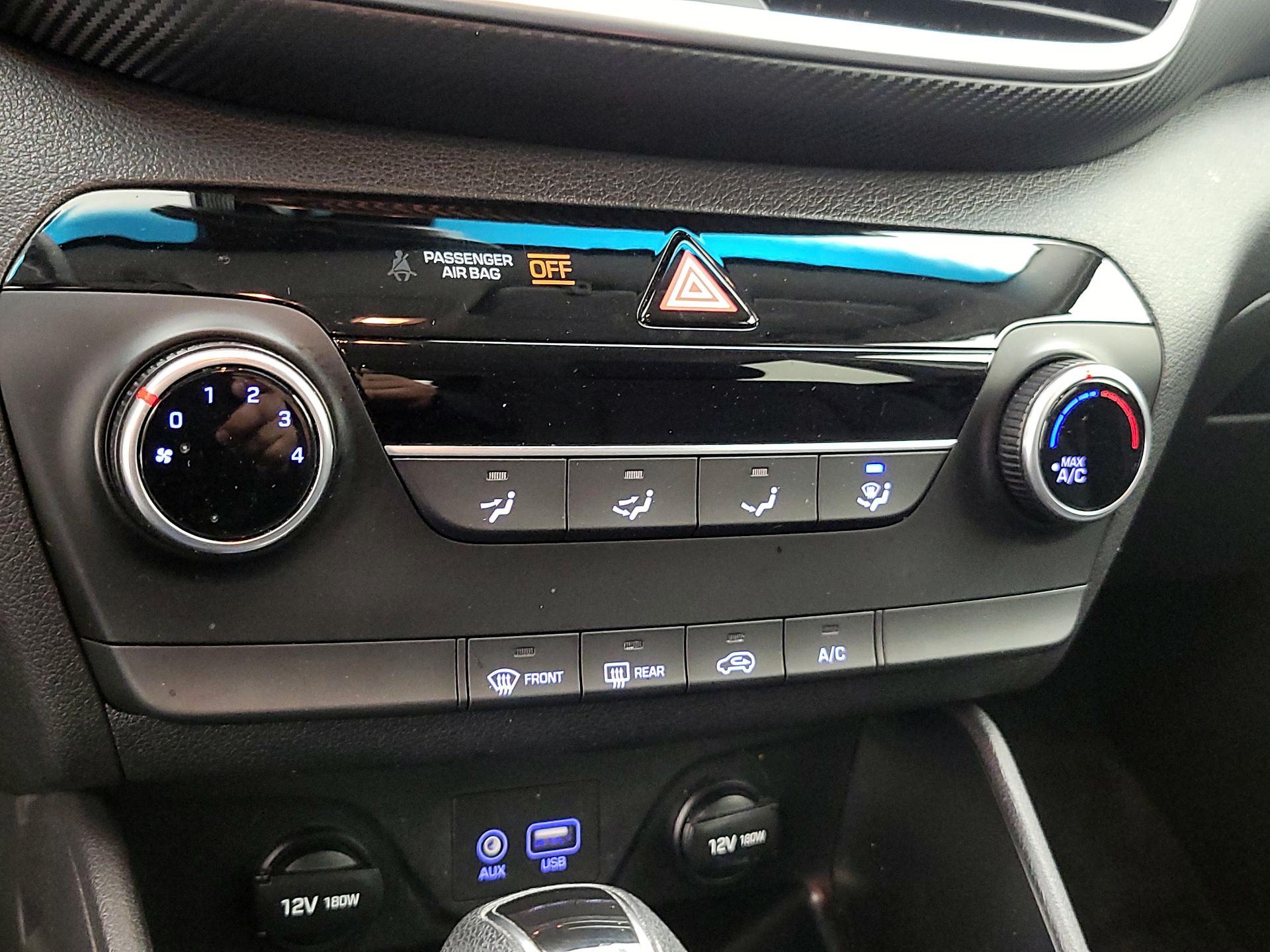 Thumbnail: 2020 Hyundai Tucson - 16