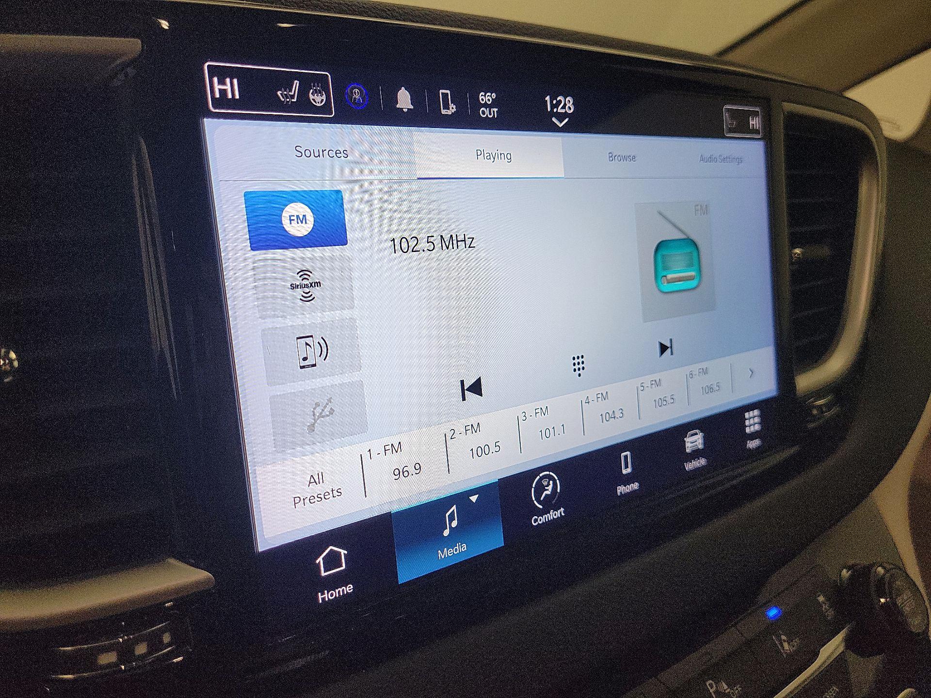 Thumbnail: 2024 Chrysler Pacifica - 15