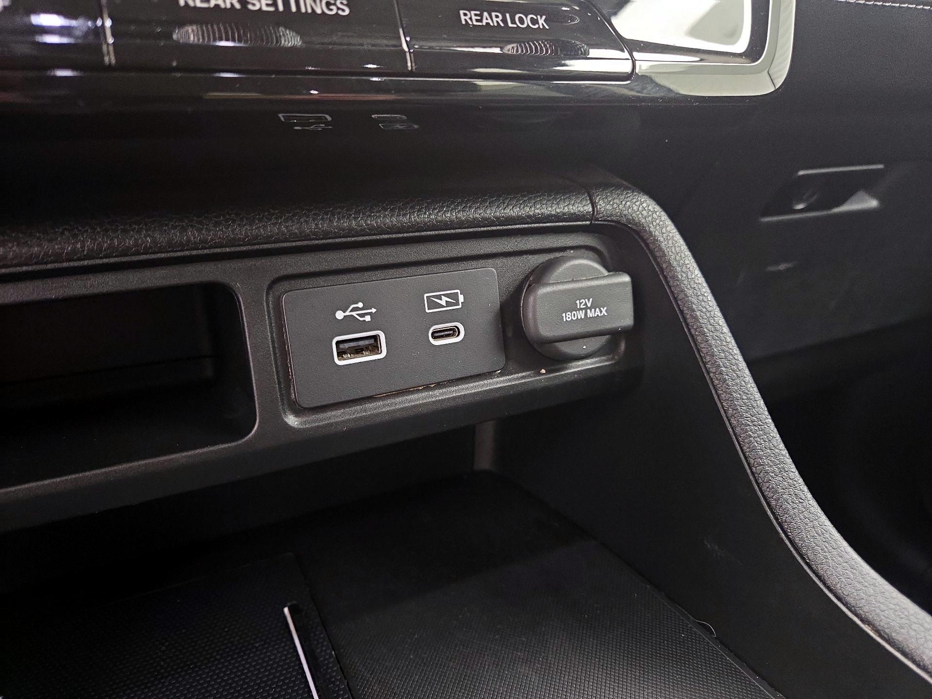 Thumbnail: 2024 Honda Pilot - 18