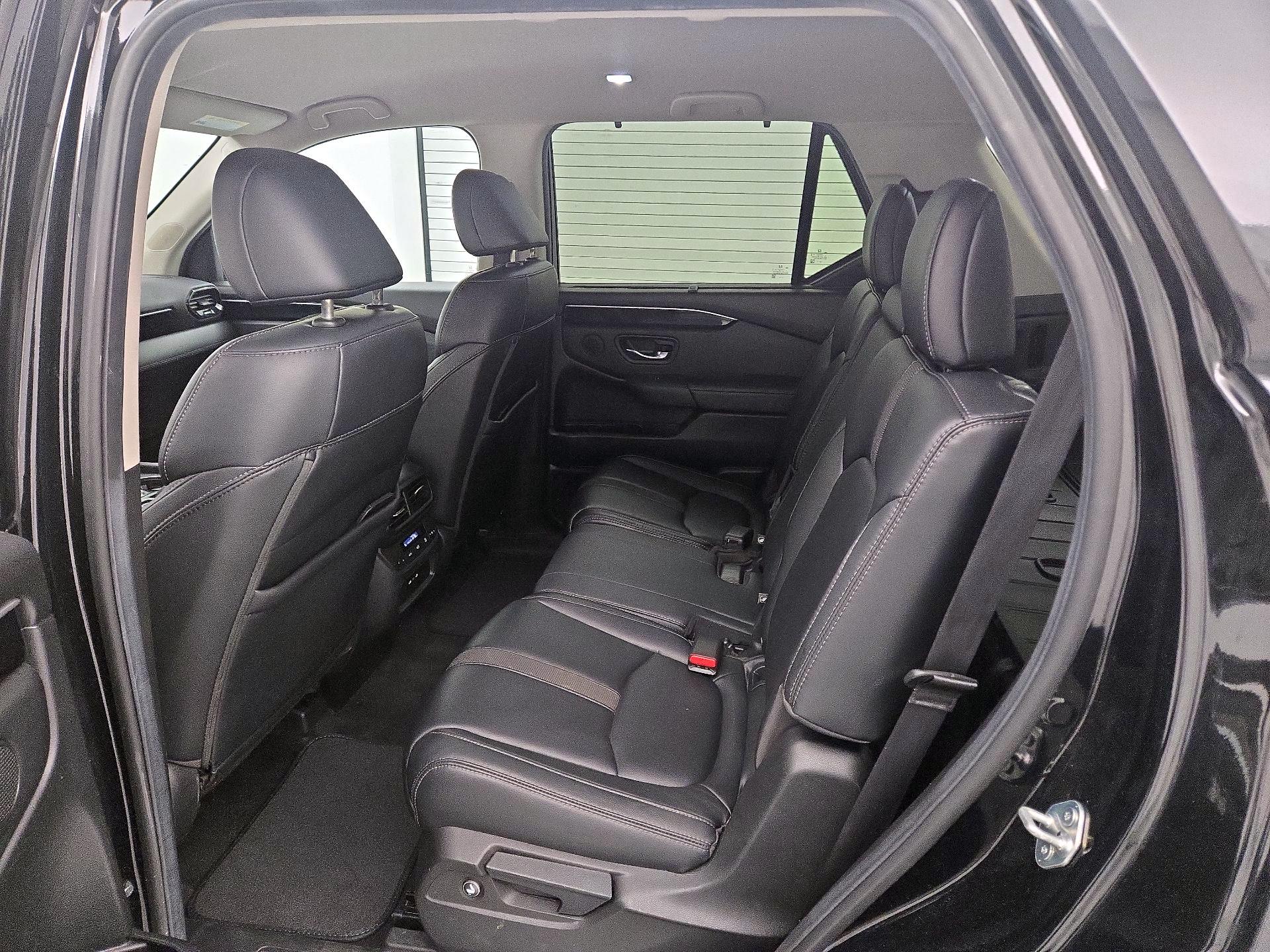 Thumbnail: 2024 Honda Pilot - 19