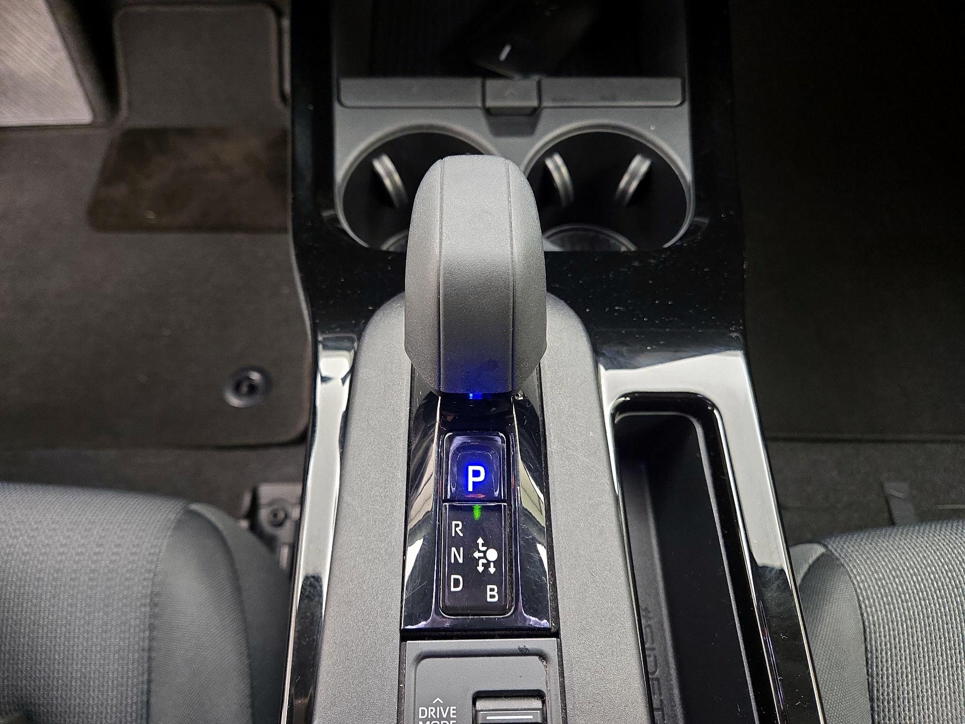 Thumbnail: 2023 Toyota Prius - 18