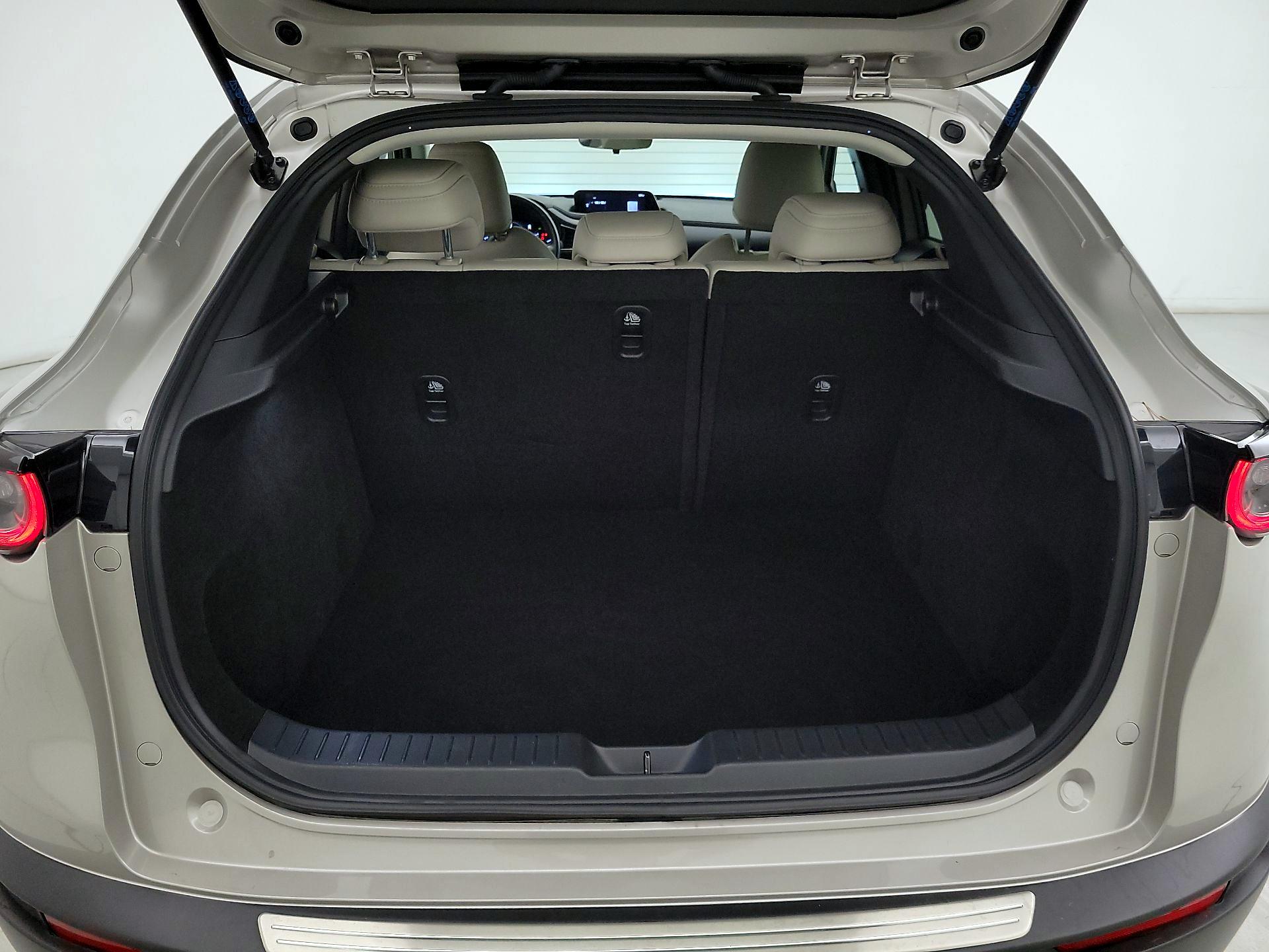 Thumbnail: 2023 Mazda CX-30 - 20