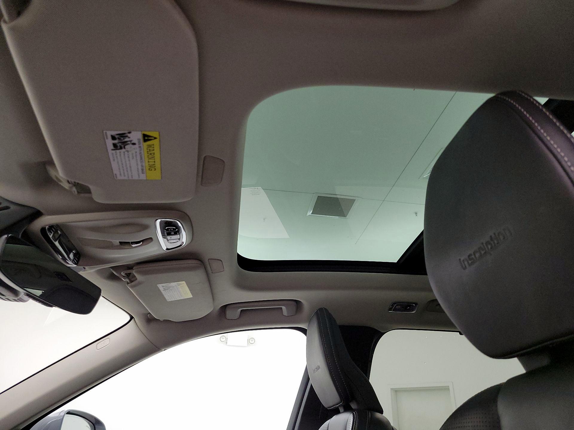 Thumbnail: 2019 Volvo XC90 - 20