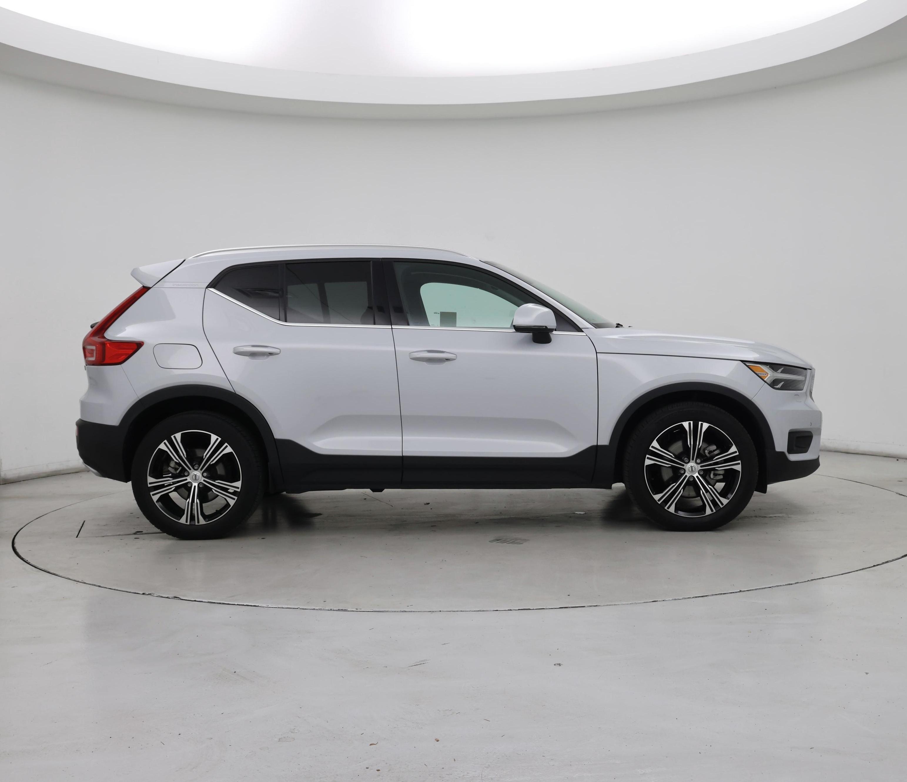 Thumbnail: 2020 Volvo XC40 - 7
