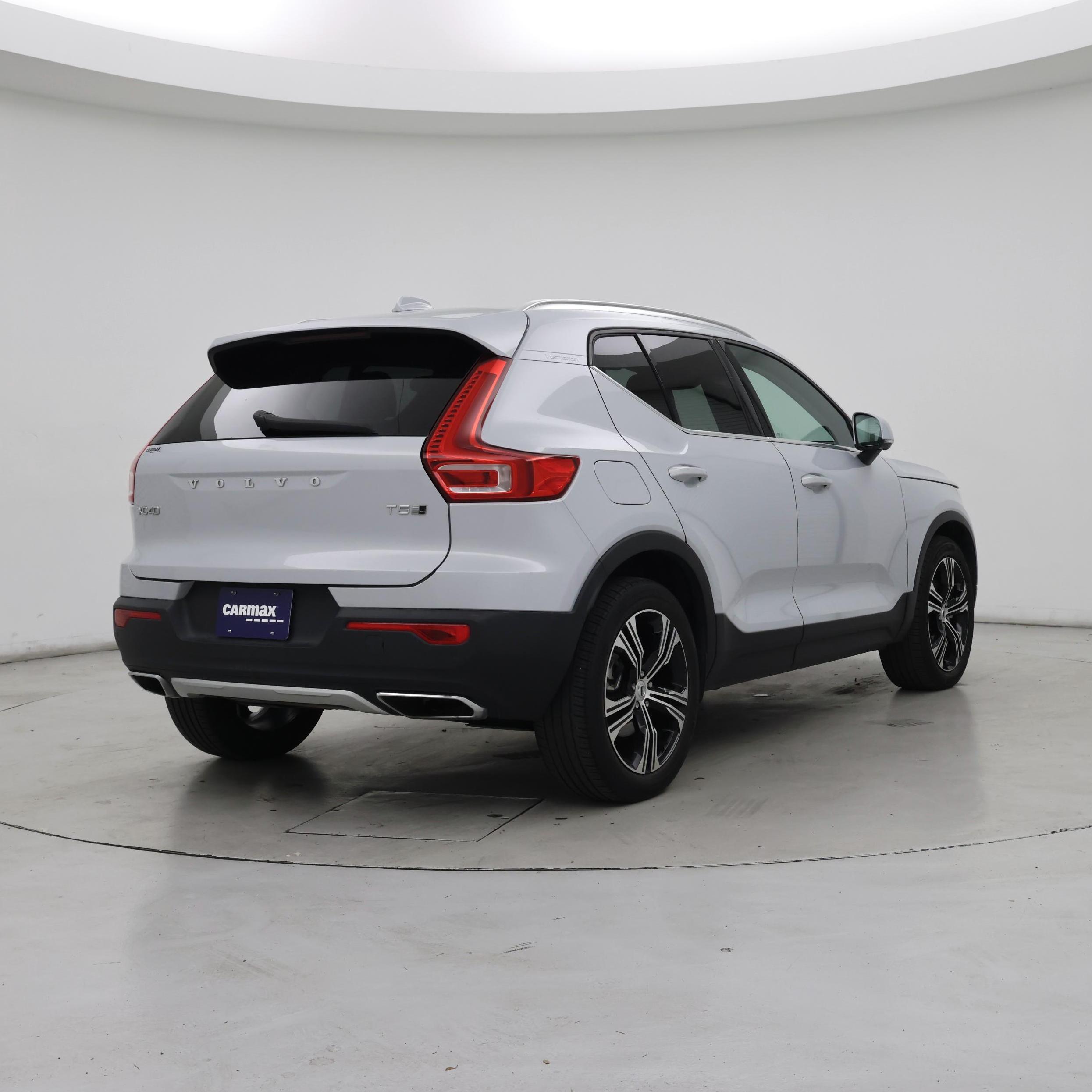Thumbnail: 2020 Volvo XC40 - 8