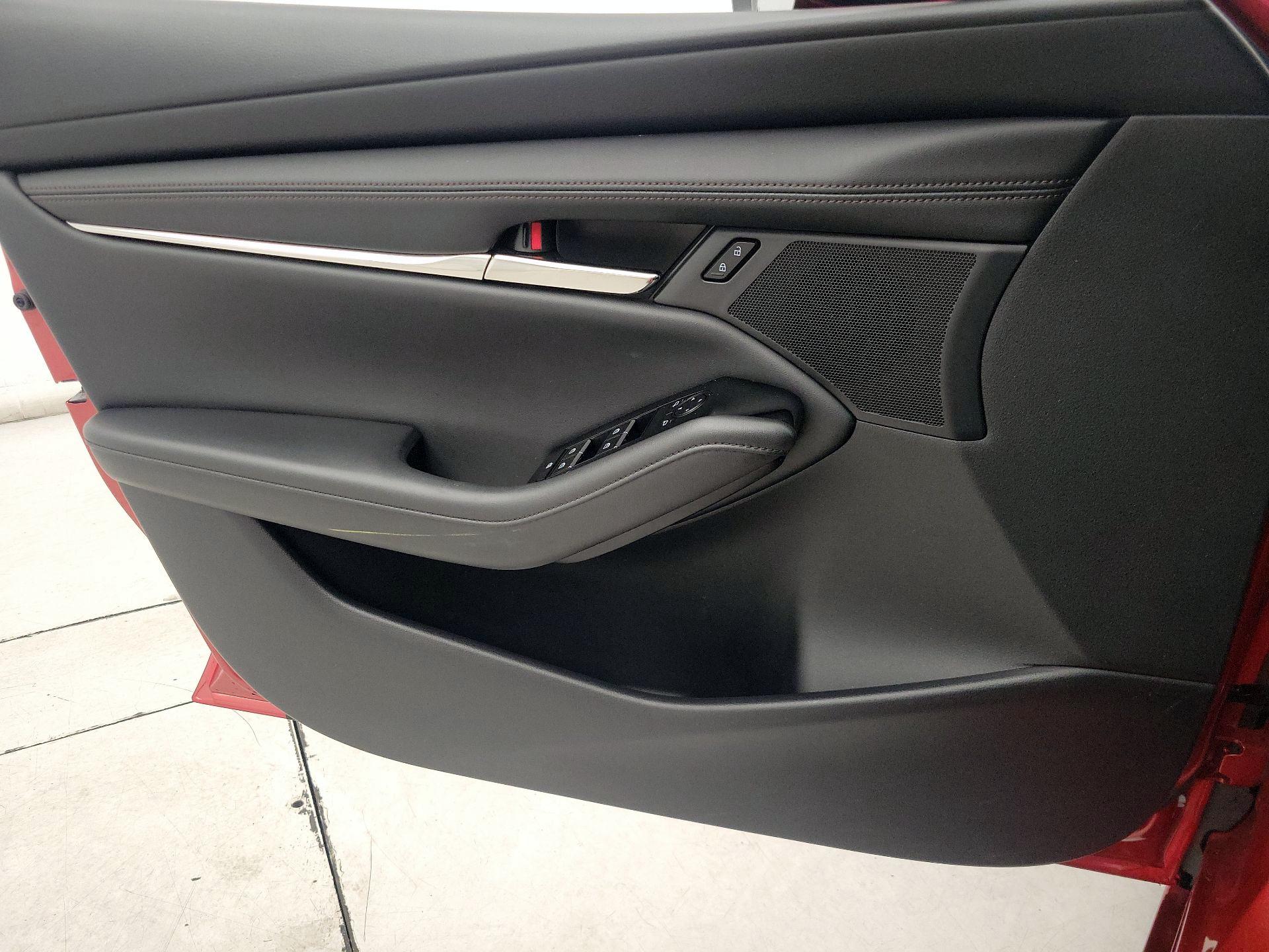 Thumbnail: 2025 Mazda Mazda3 - 12