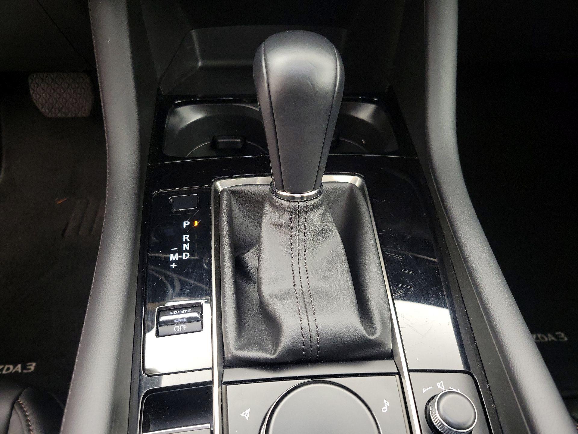 Thumbnail: 2025 Mazda Mazda3 - 17