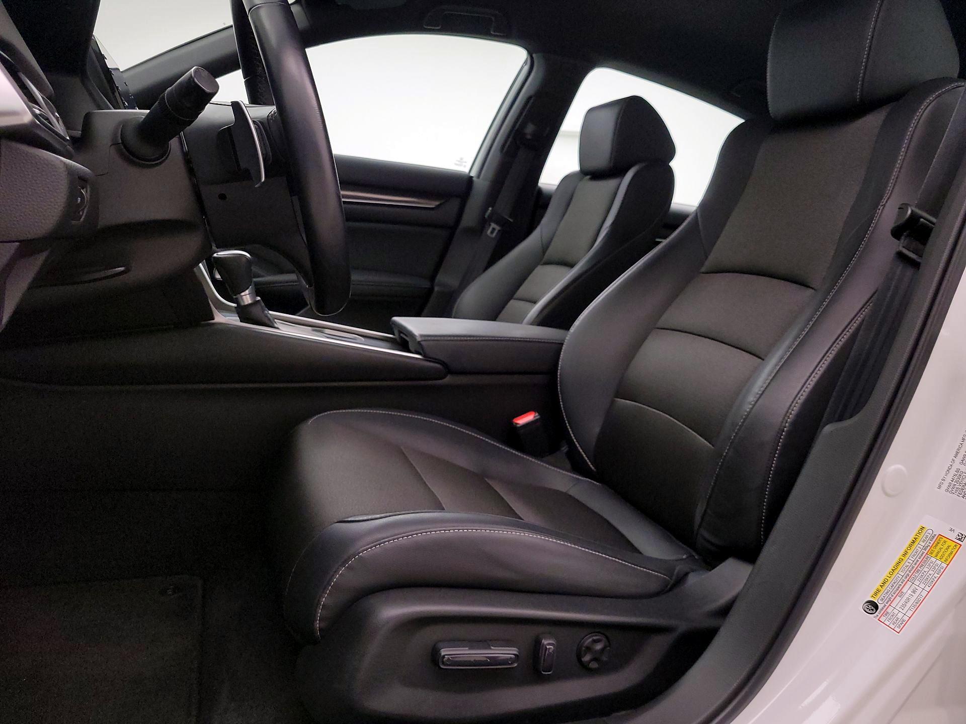 Thumbnail: 2018 Honda Accord - 11