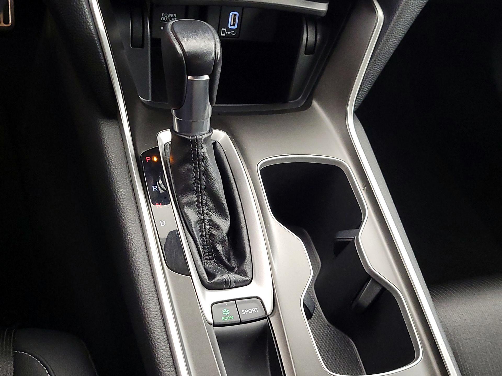 Thumbnail: 2018 Honda Accord - 17