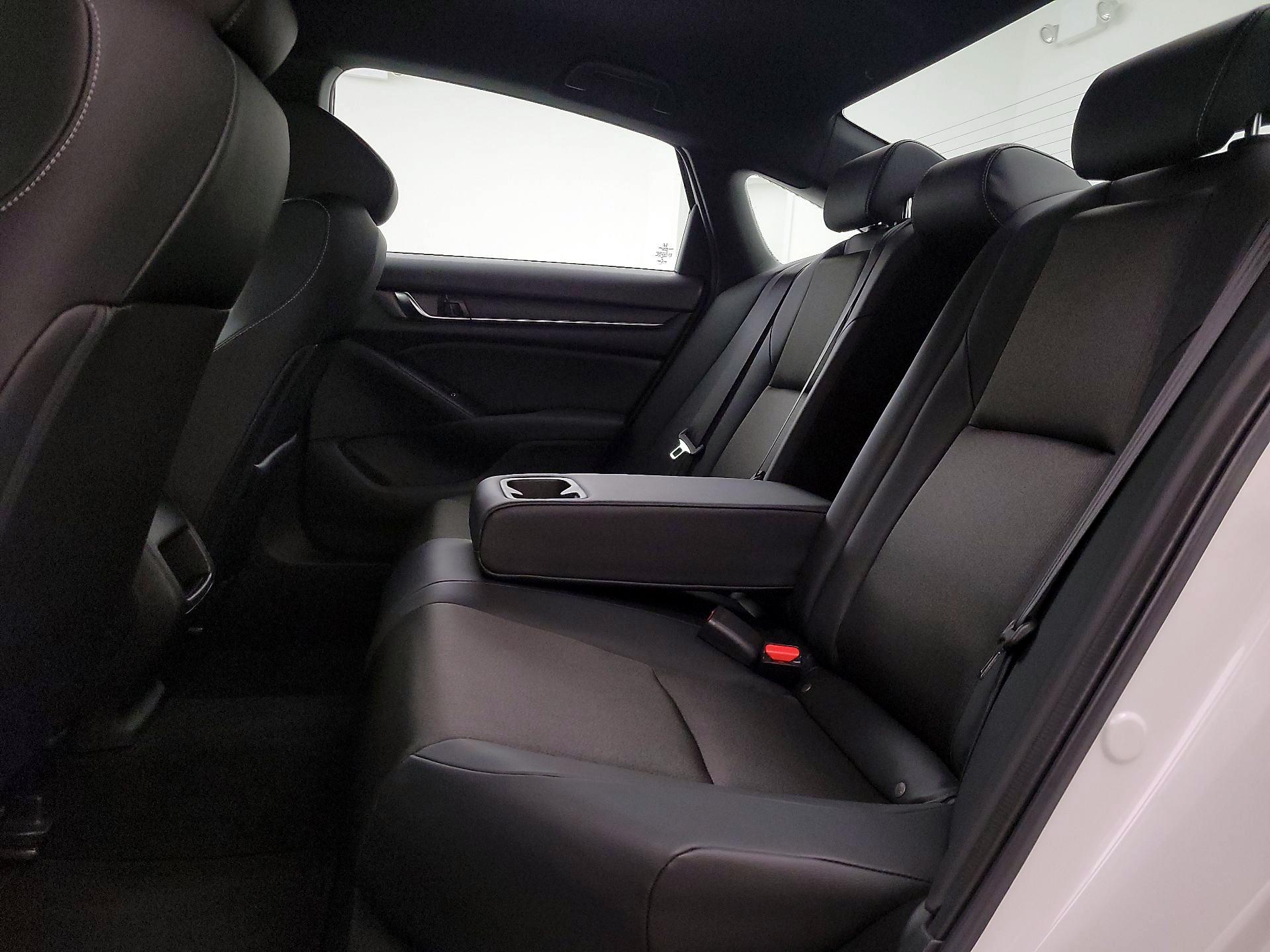 Thumbnail: 2018 Honda Accord - 19