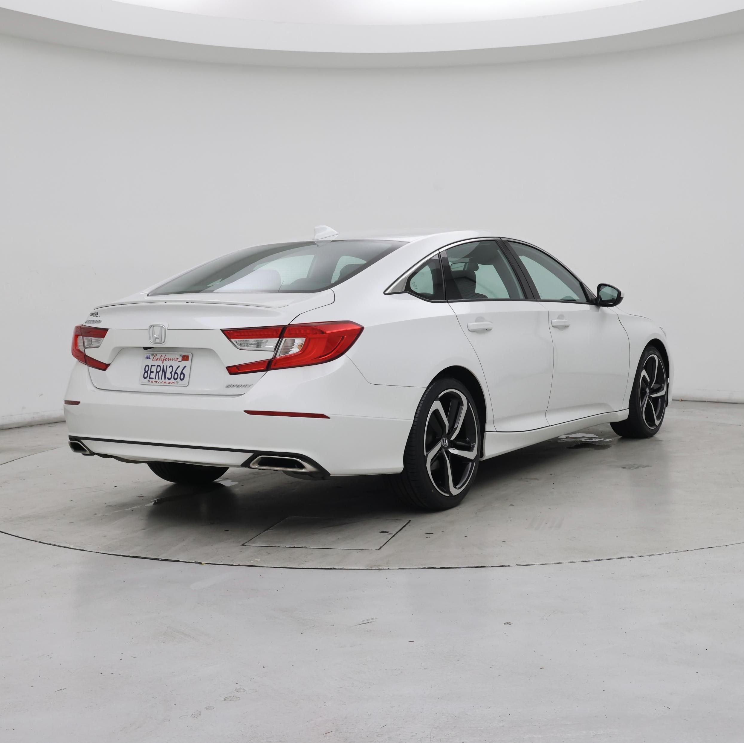 Thumbnail: 2018 Honda Accord - 8