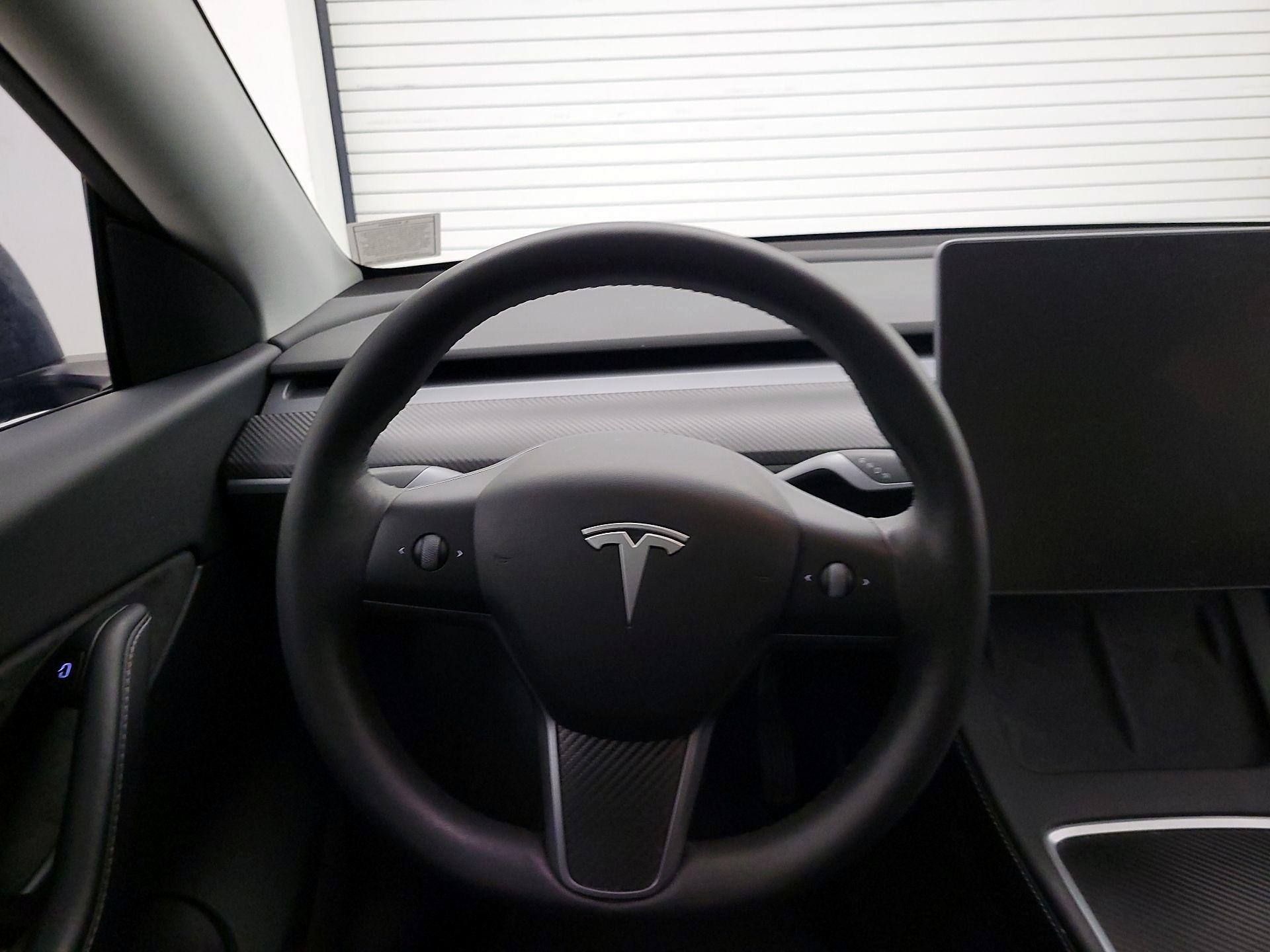 Thumbnail: 2022 Tesla Model Y - 10