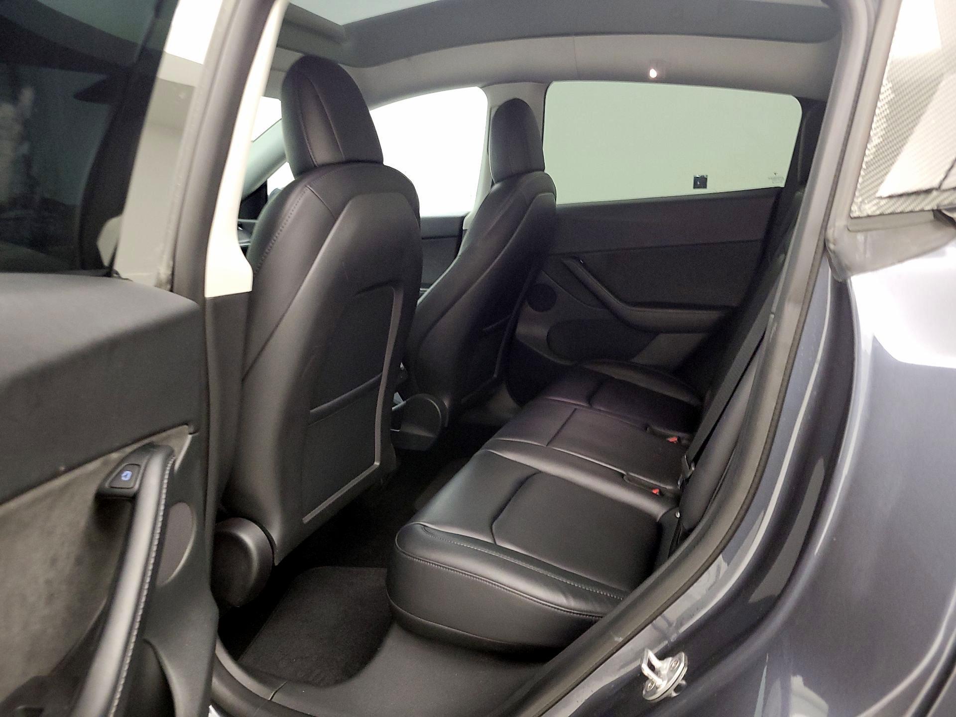 Thumbnail: 2022 Tesla Model Y - 20