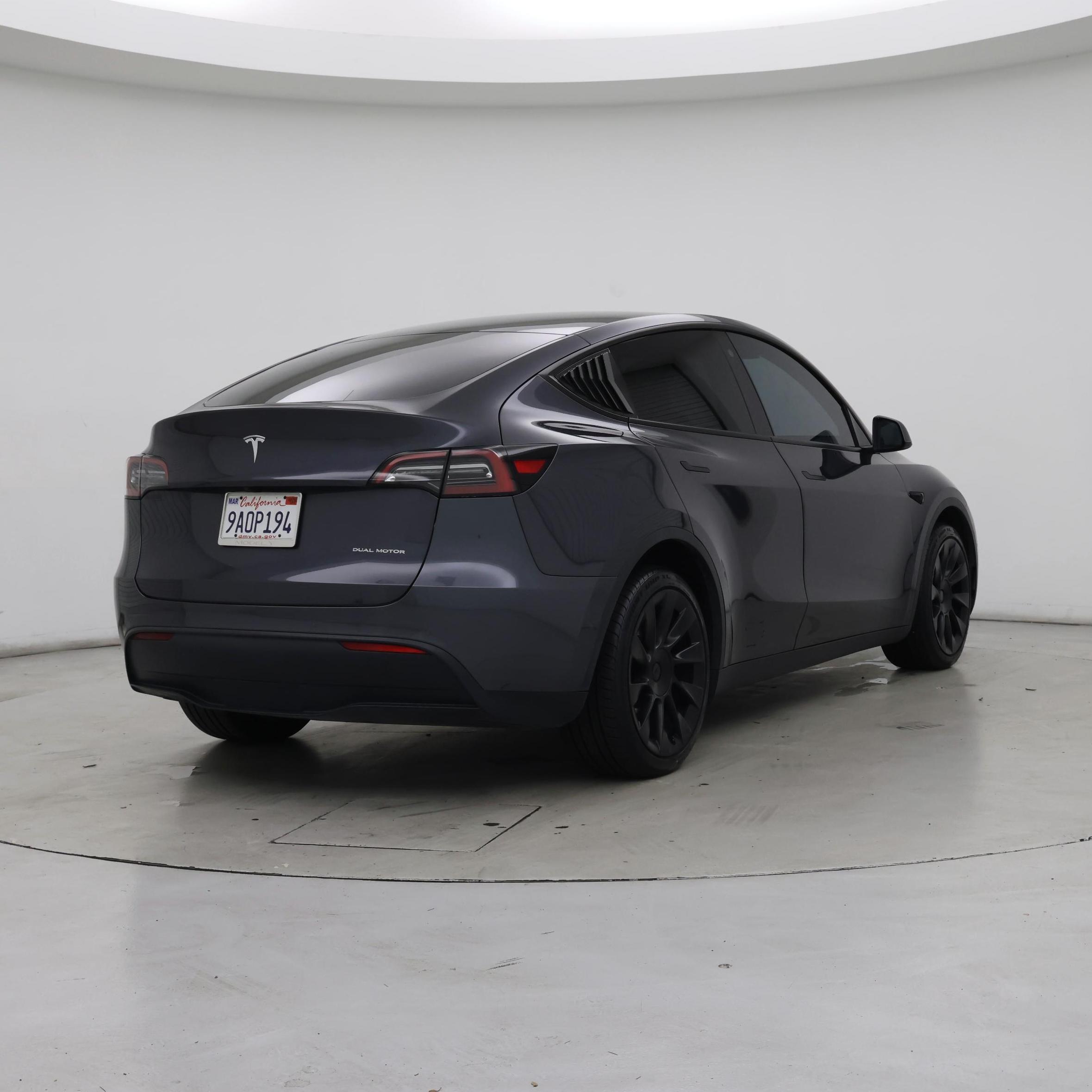 Thumbnail: 2022 Tesla Model Y - 8