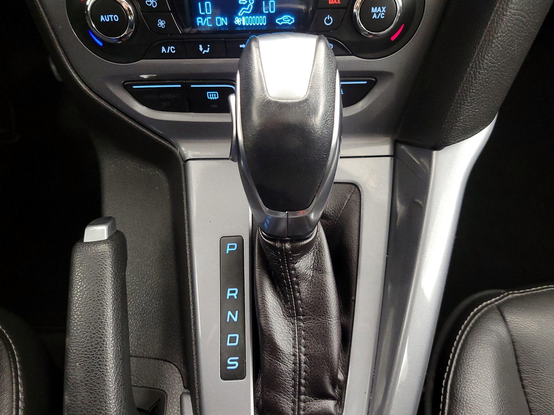 Thumbnail: 2014 Ford Focus - 17