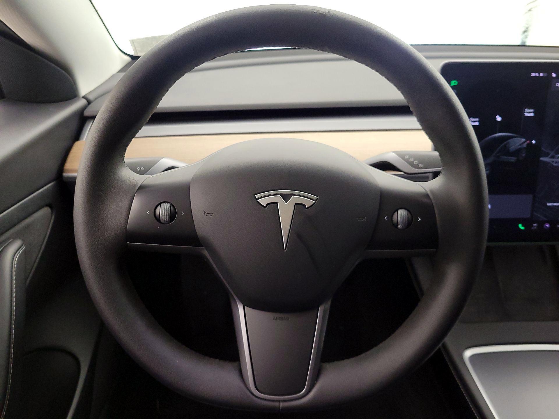 Thumbnail: 2021 Tesla Model 3 - 10