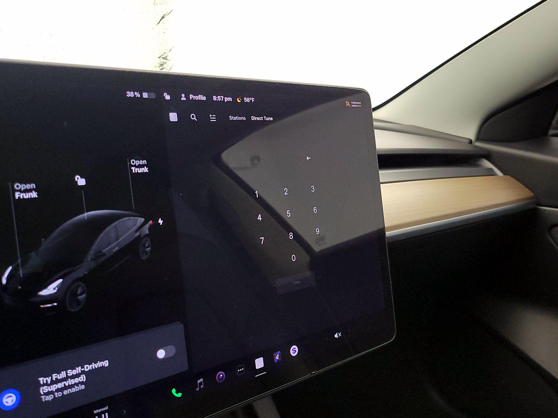 Thumbnail: 2021 Tesla Model 3 - 15