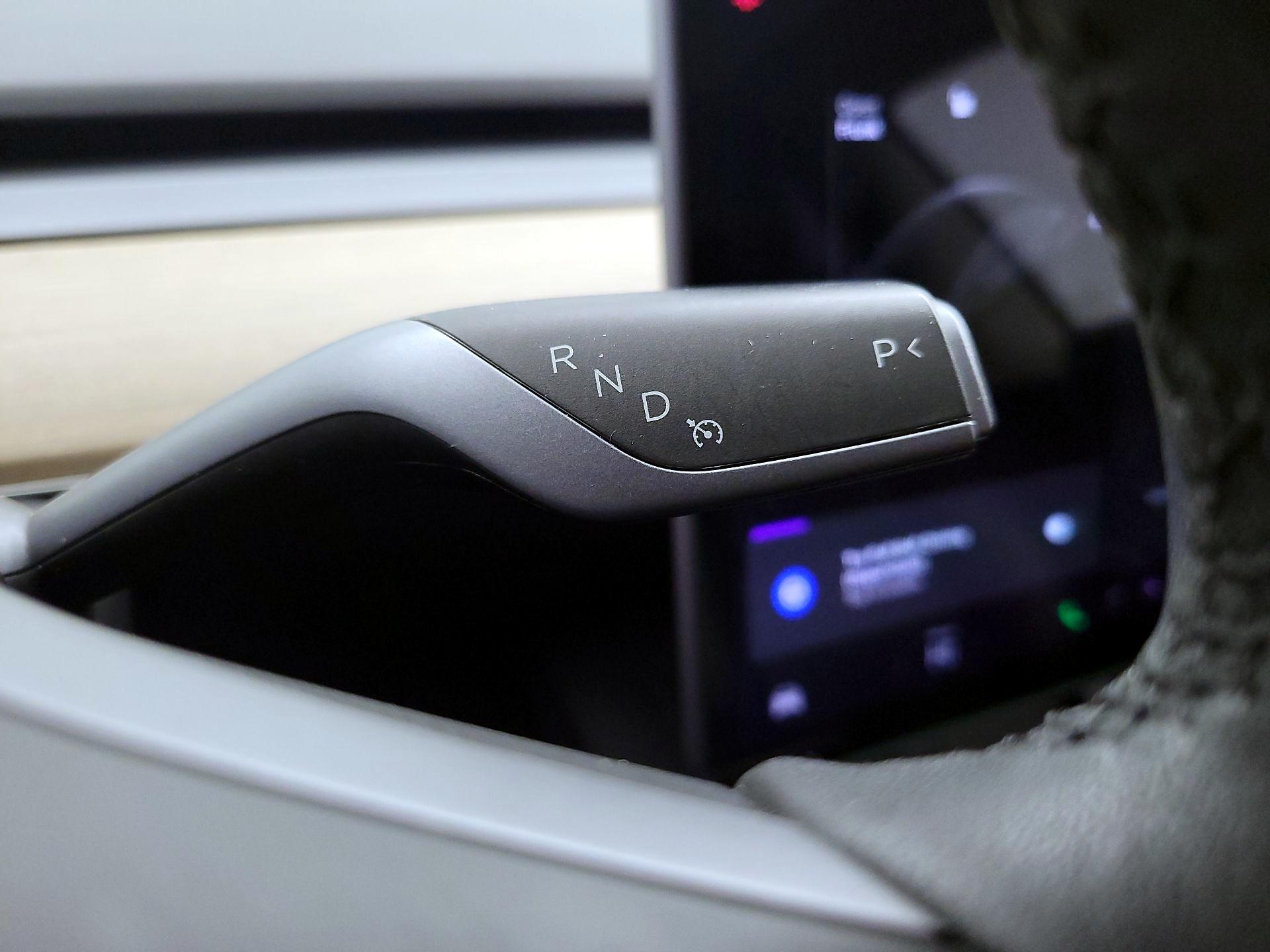 Thumbnail: 2021 Tesla Model 3 - 17