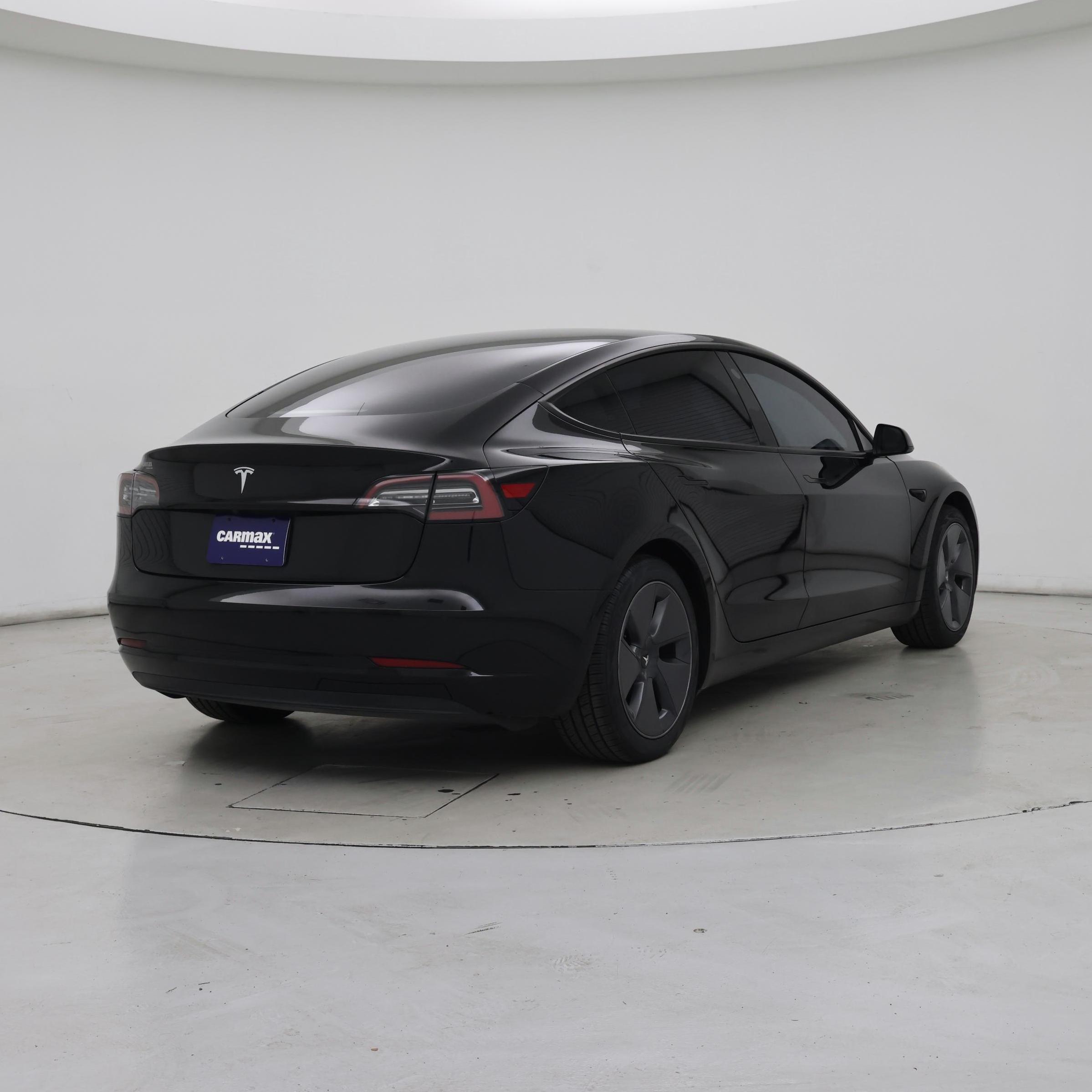 Thumbnail: 2021 Tesla Model 3 - 8