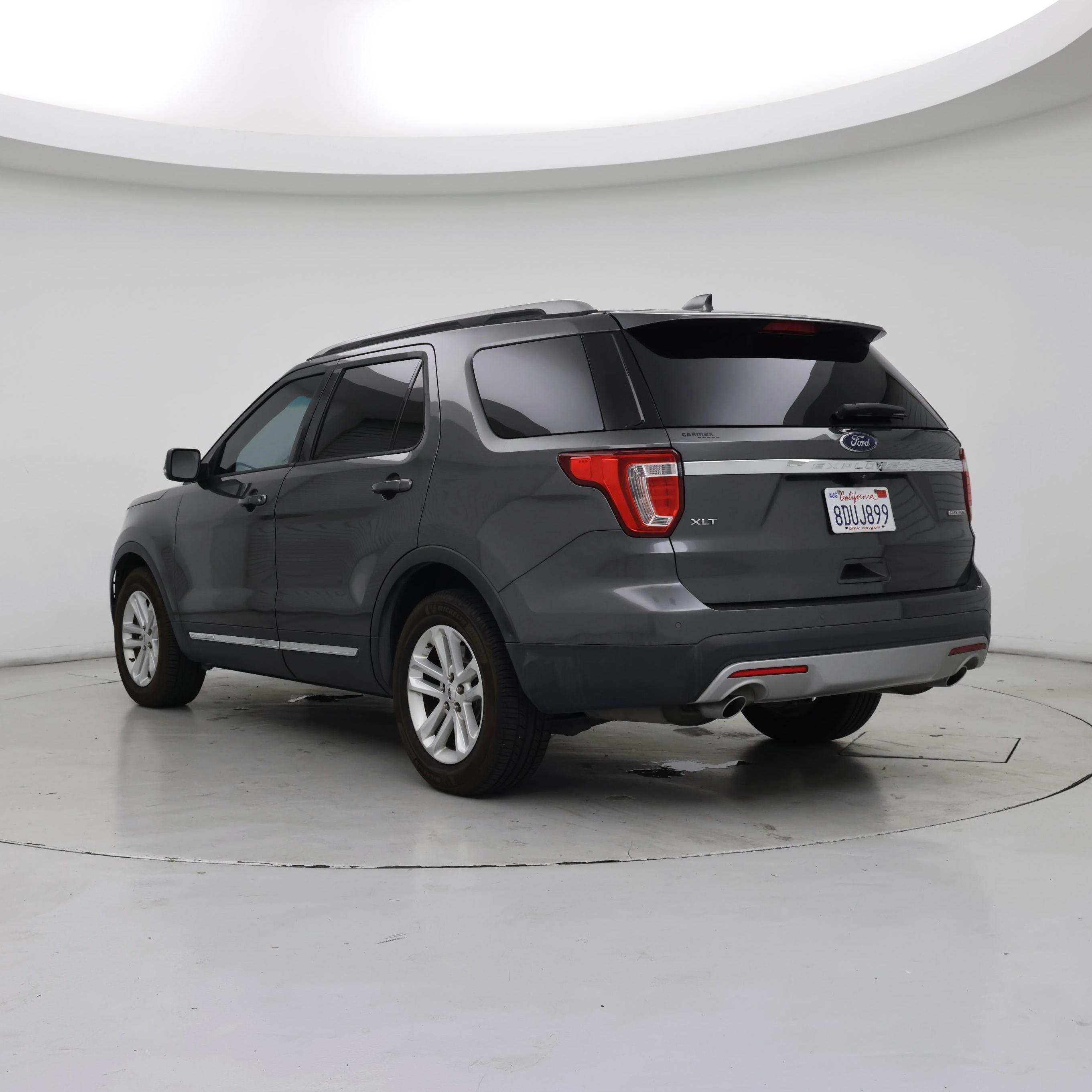 Thumbnail: 2016 Ford Explorer - 2