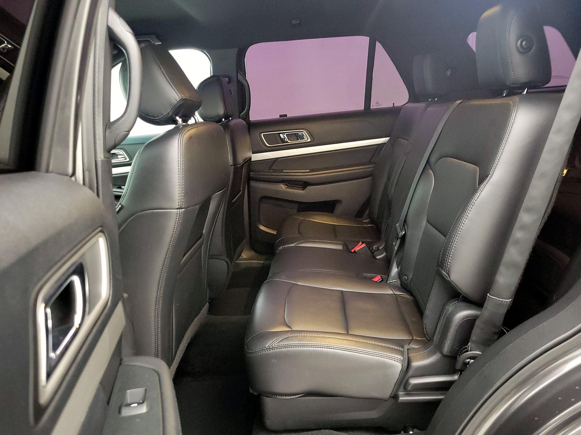 Thumbnail: 2016 Ford Explorer - 19