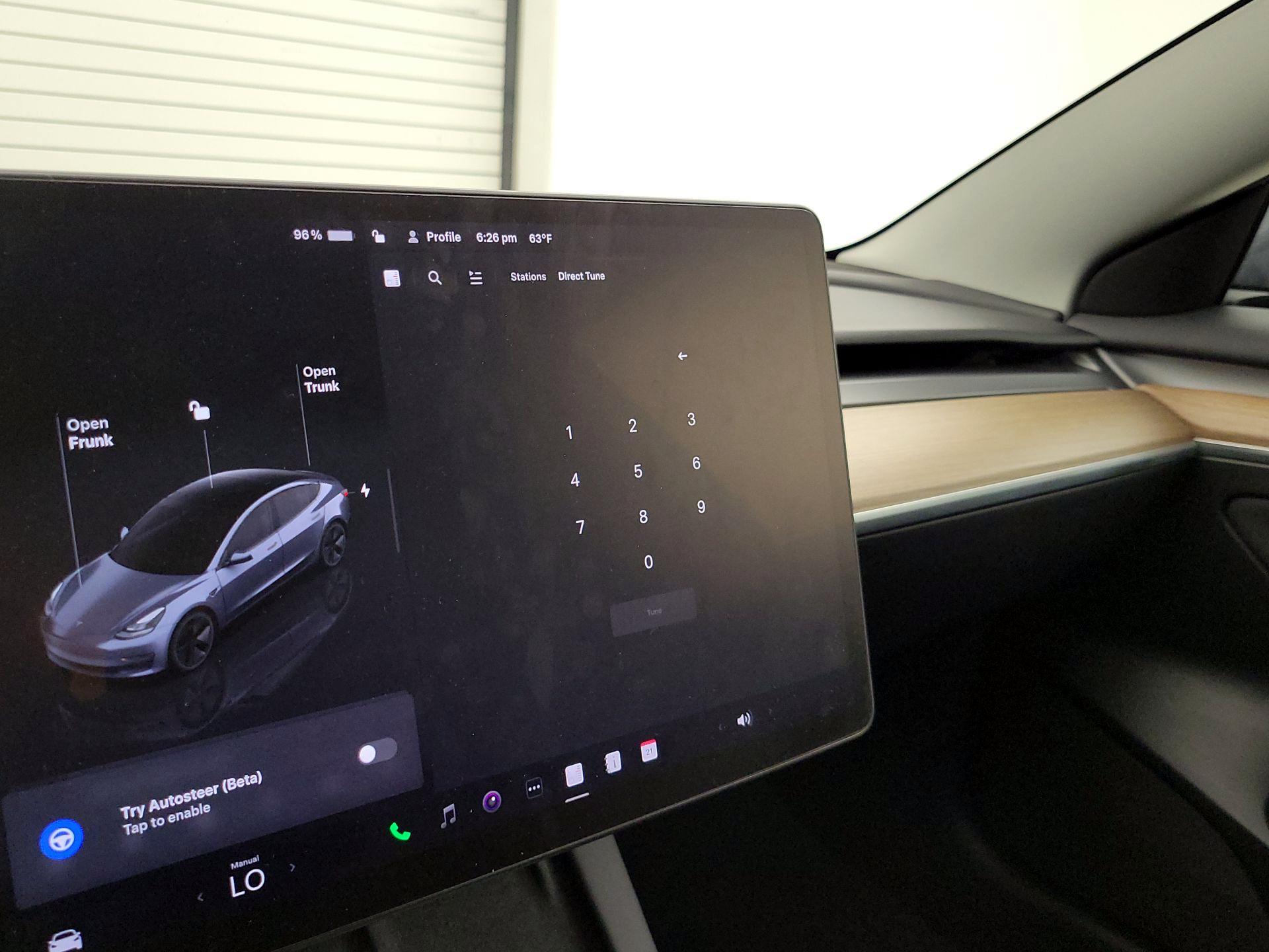 Thumbnail: 2023 Tesla Model 3 - 15