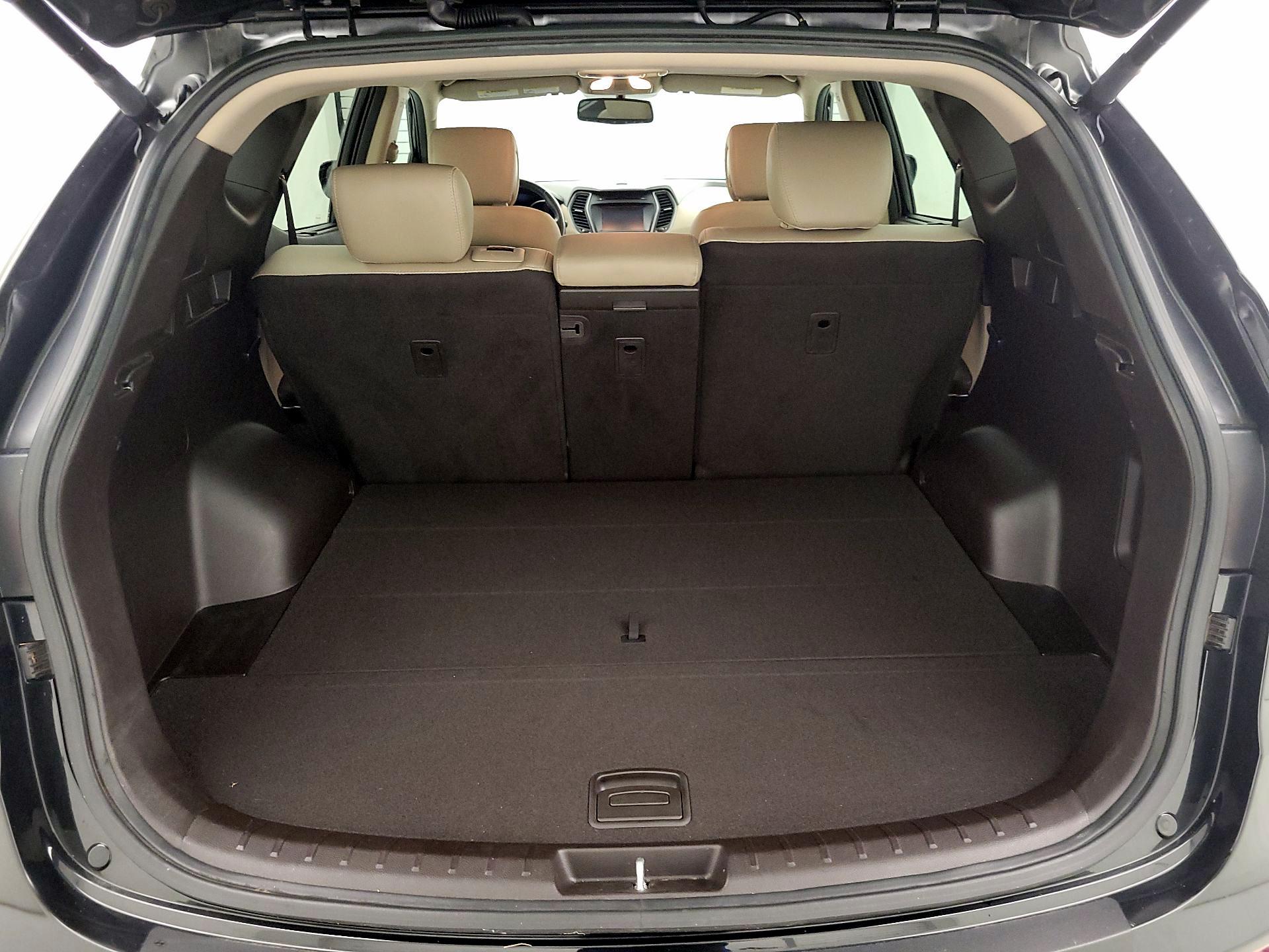 Thumbnail: 2017 Hyundai Santa Fe - 20