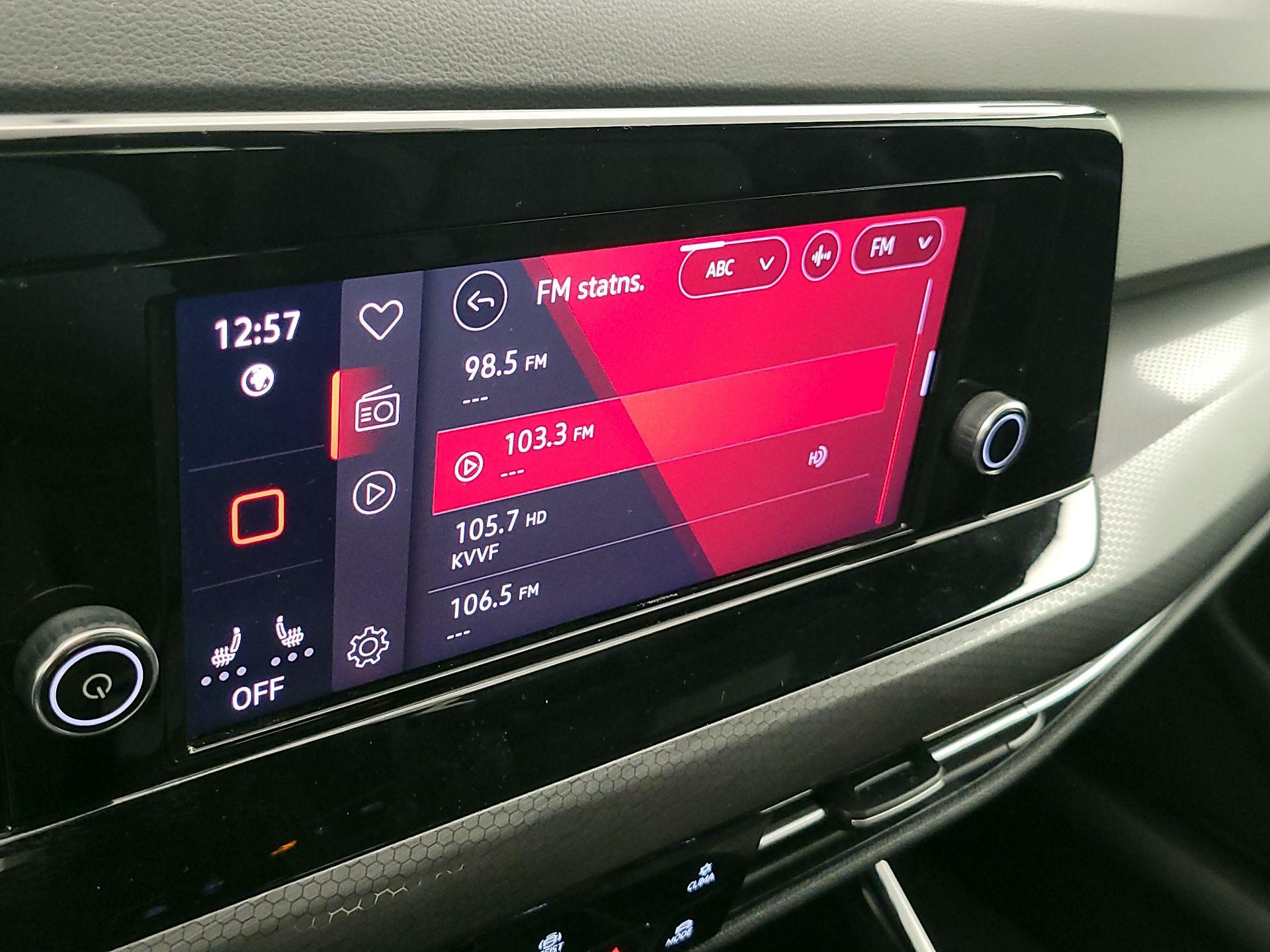 Thumbnail: 2023 Volkswagen Golf - 15