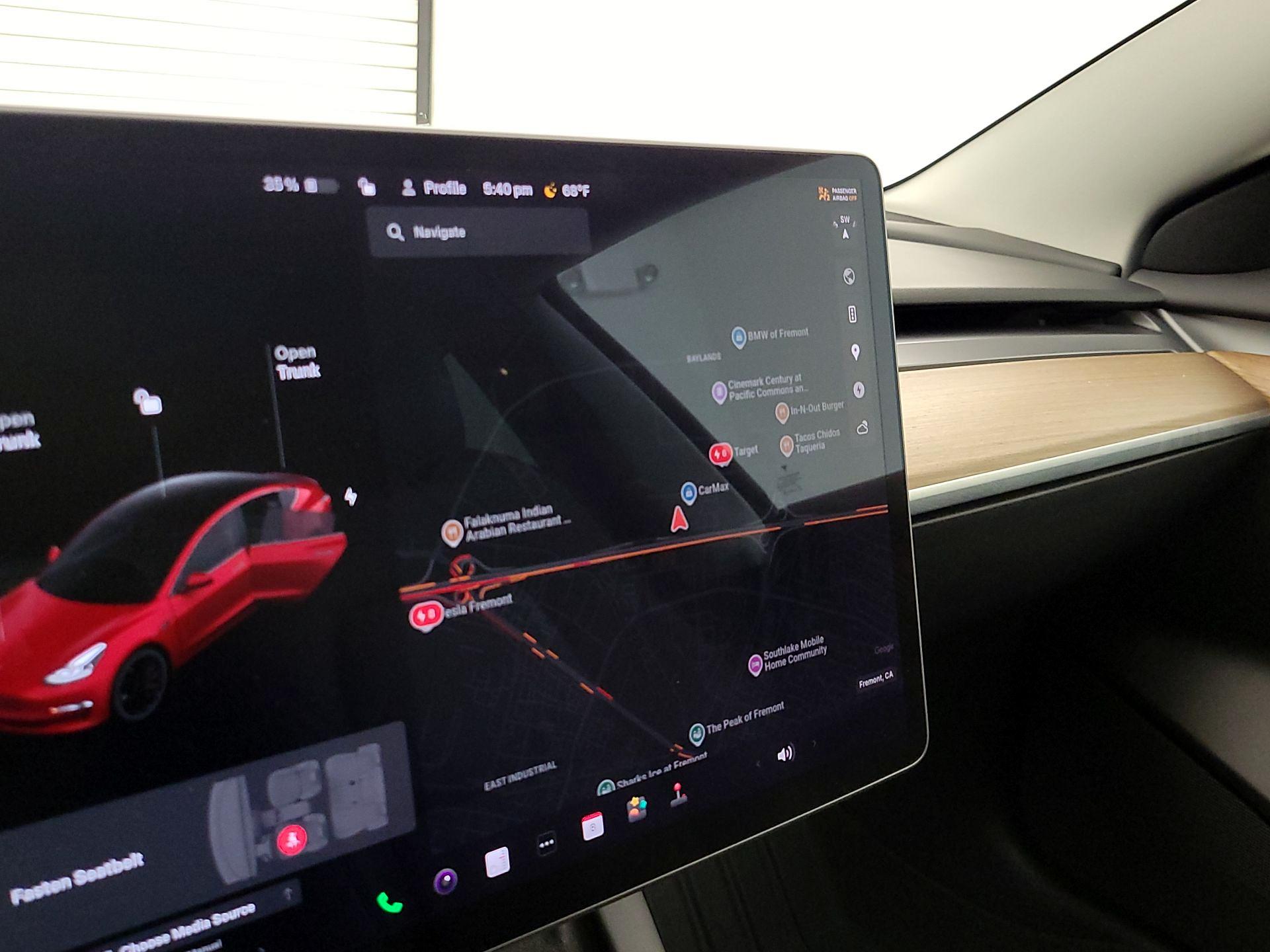 Thumbnail: 2022 Tesla Model 3 - 13