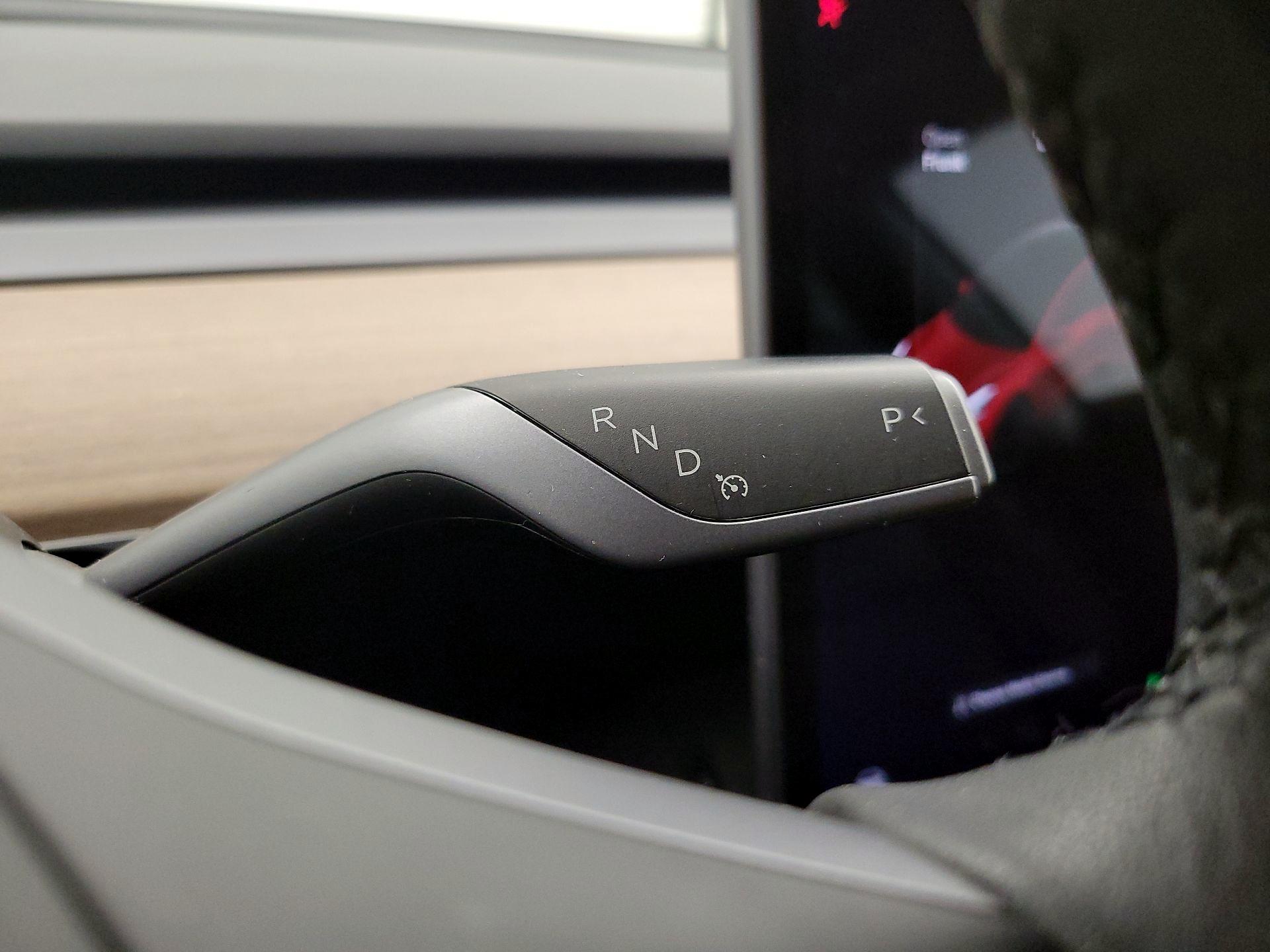 Thumbnail: 2022 Tesla Model 3 - 17