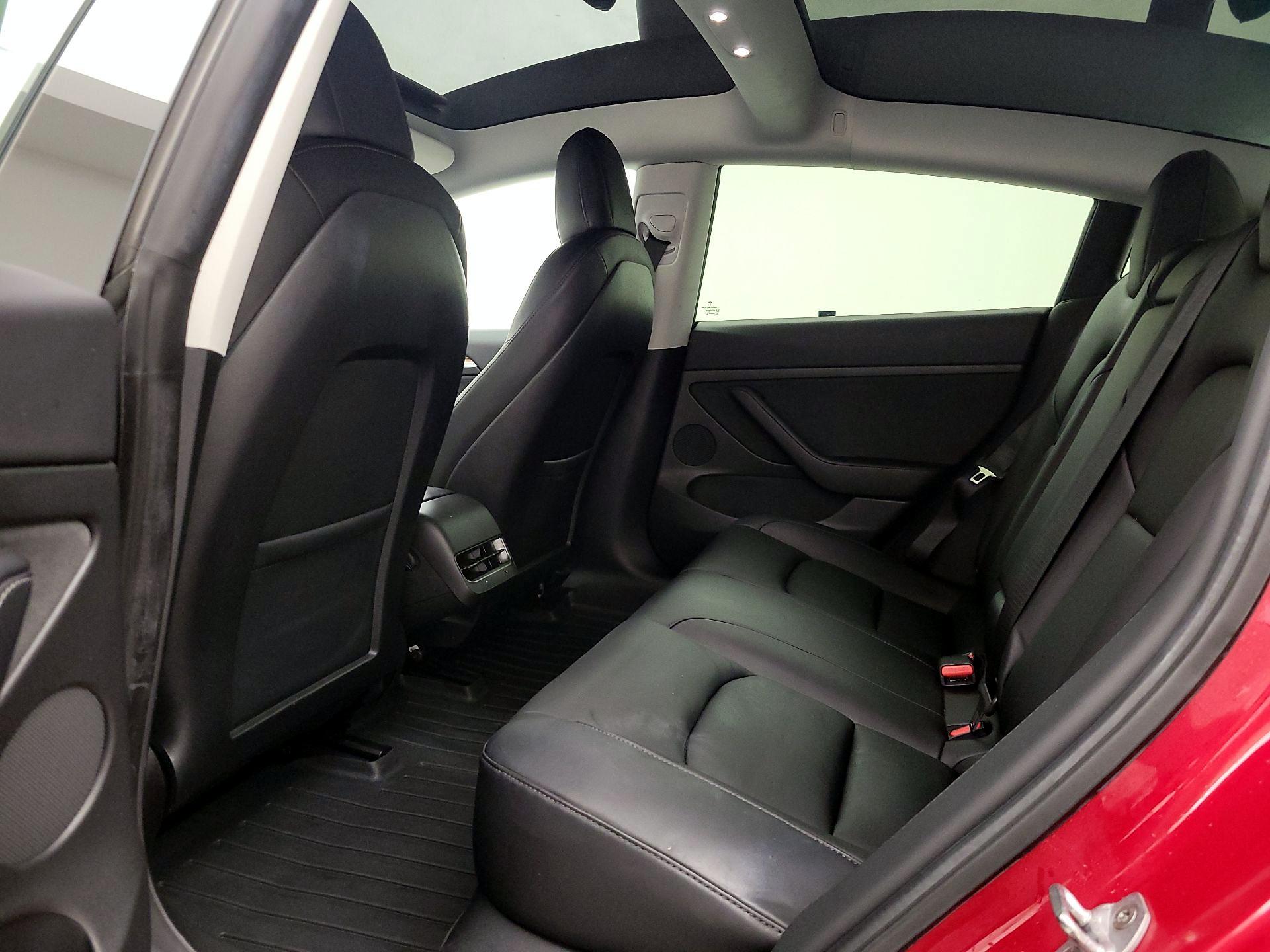 Thumbnail: 2022 Tesla Model 3 - 20