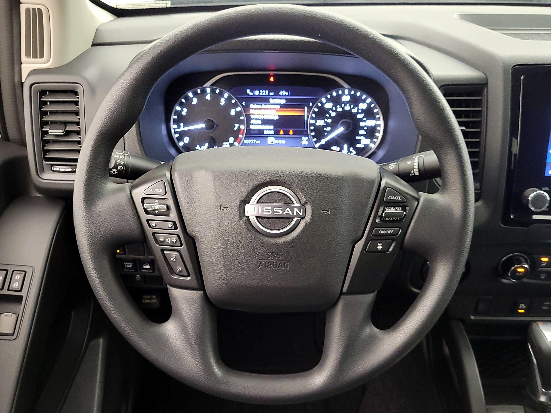 Thumbnail: 2023 Nissan Frontier - 10