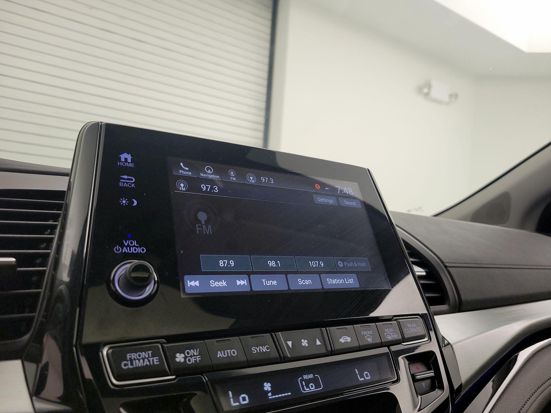 Thumbnail: 2019 Honda Odyssey - 16