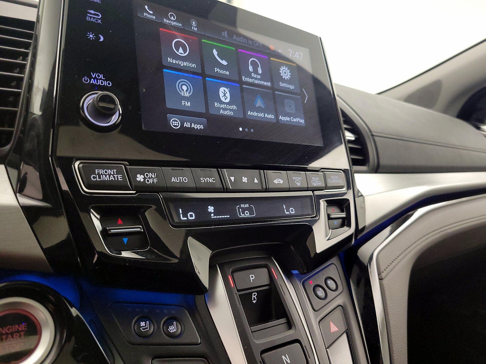 Thumbnail: 2019 Honda Odyssey - 17