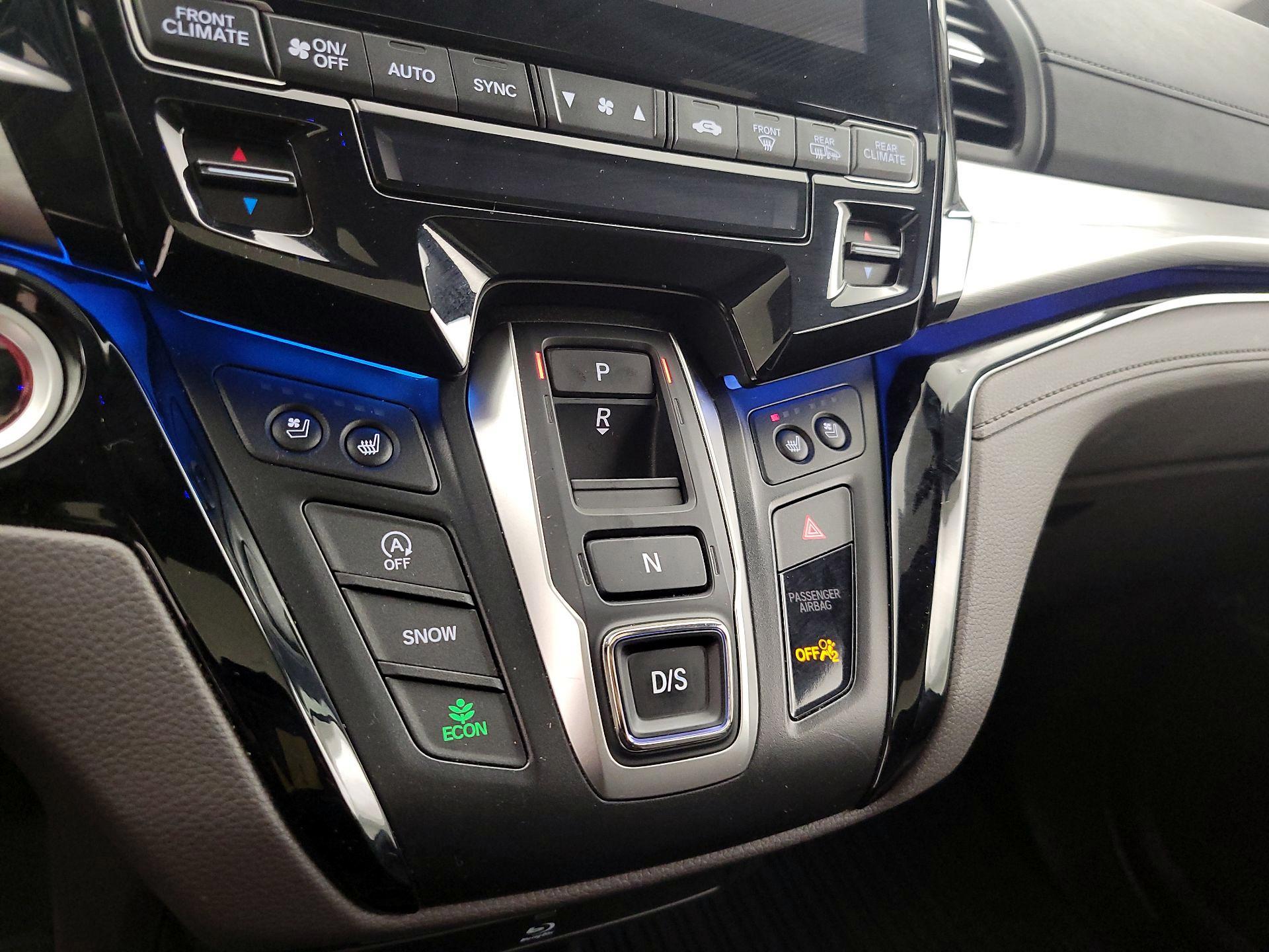 Thumbnail: 2019 Honda Odyssey - 18