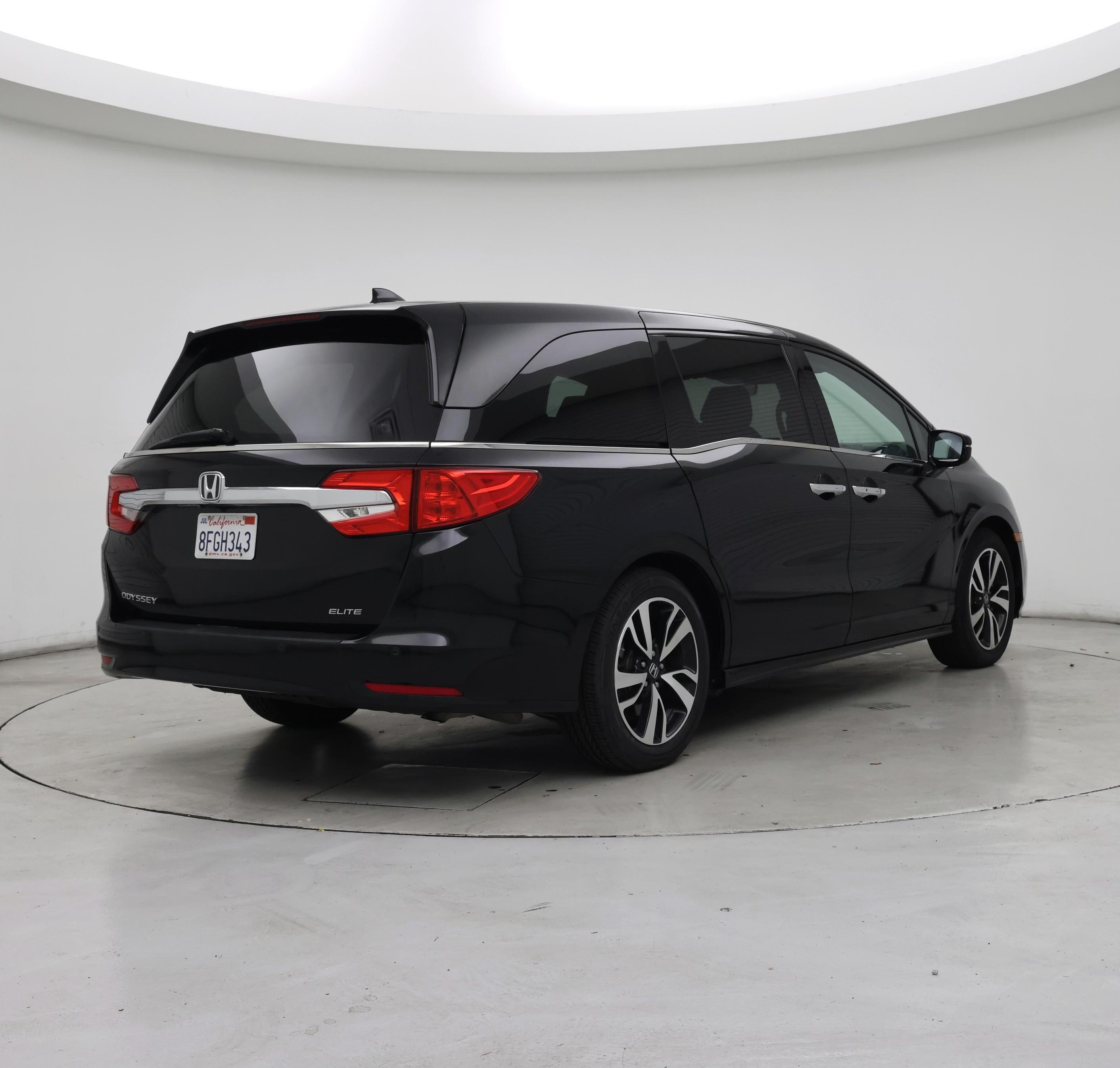 Thumbnail: 2019 Honda Odyssey - 8