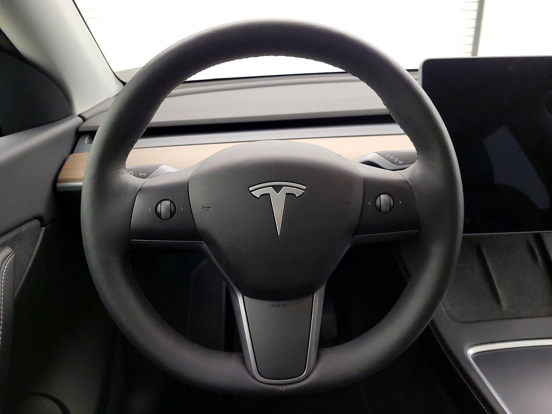 Thumbnail: 2022 Tesla Model Y - 10