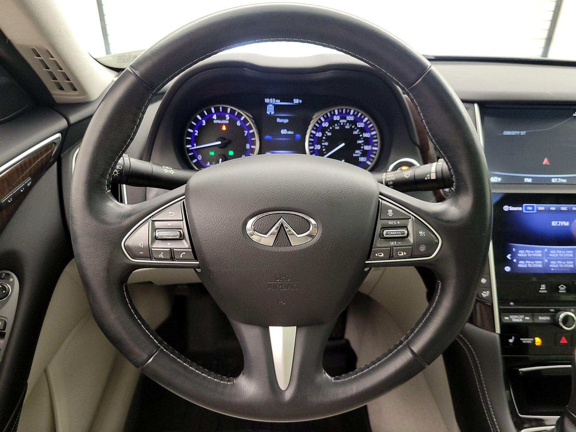 Thumbnail: 2014 INFINITI Q50 - 10