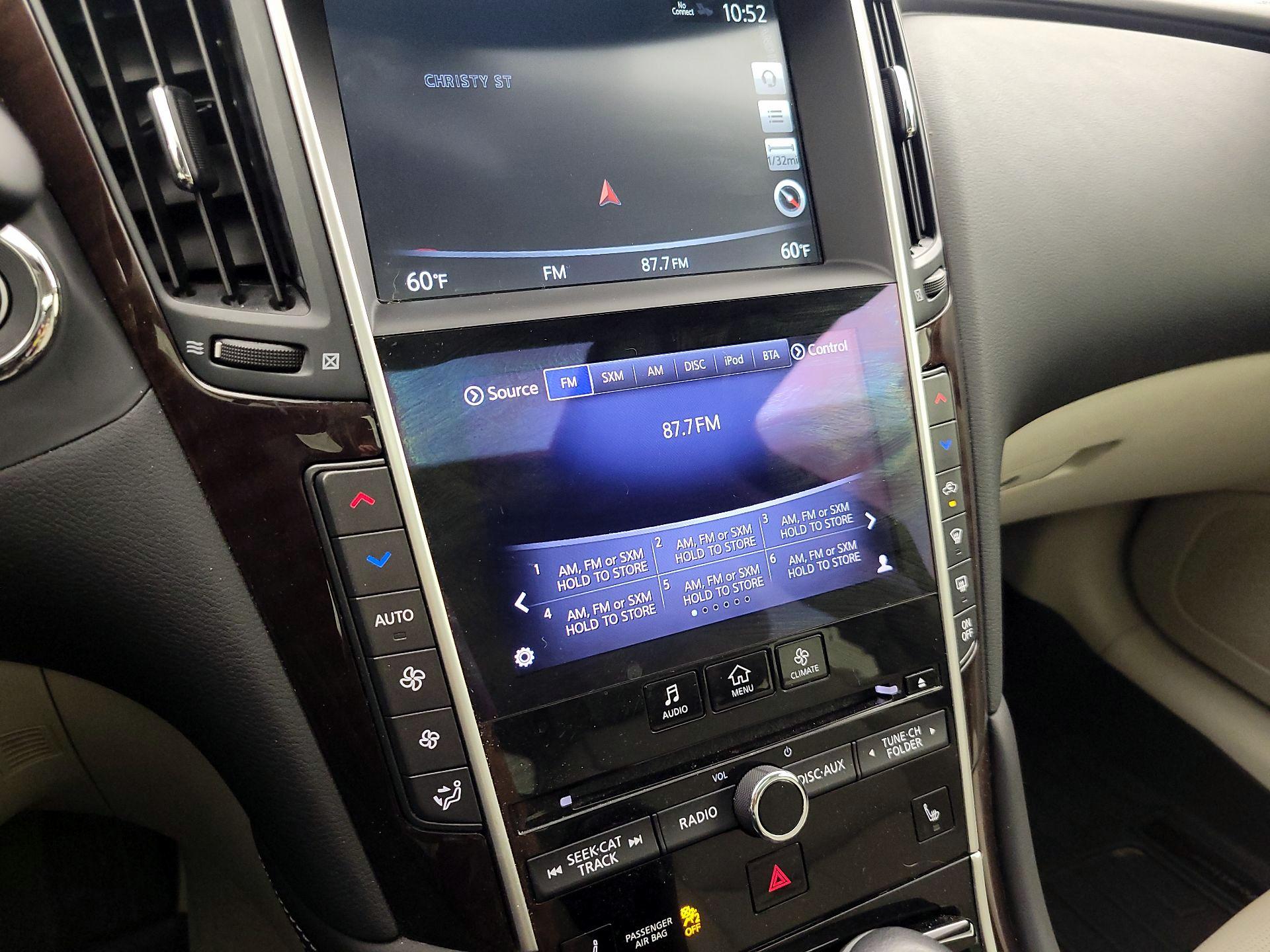 Thumbnail: 2014 INFINITI Q50 - 16