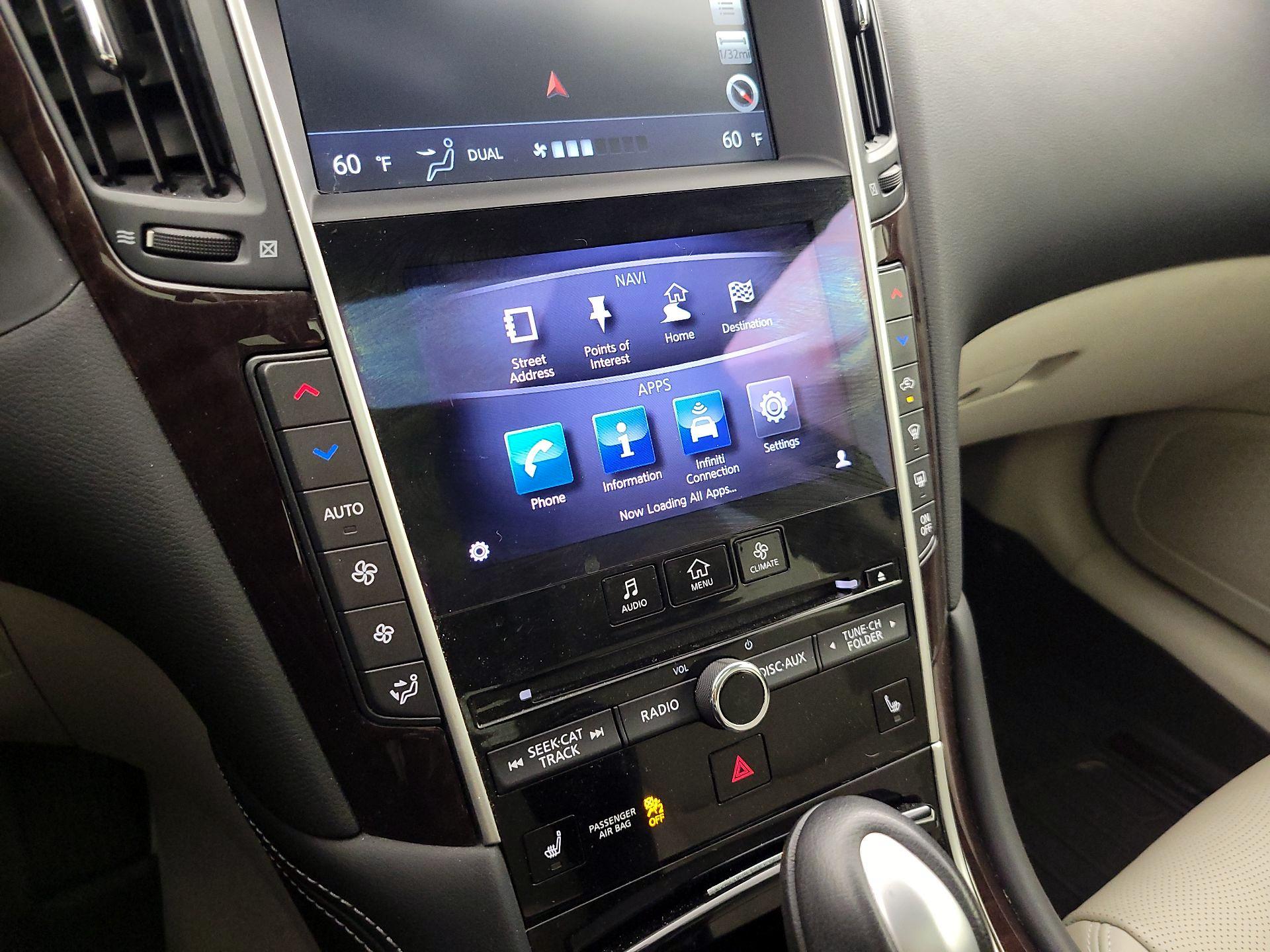 Thumbnail: 2014 INFINITI Q50 - 17