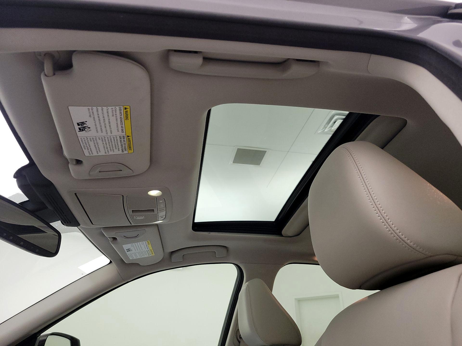 Thumbnail: 2014 INFINITI Q50 - 20