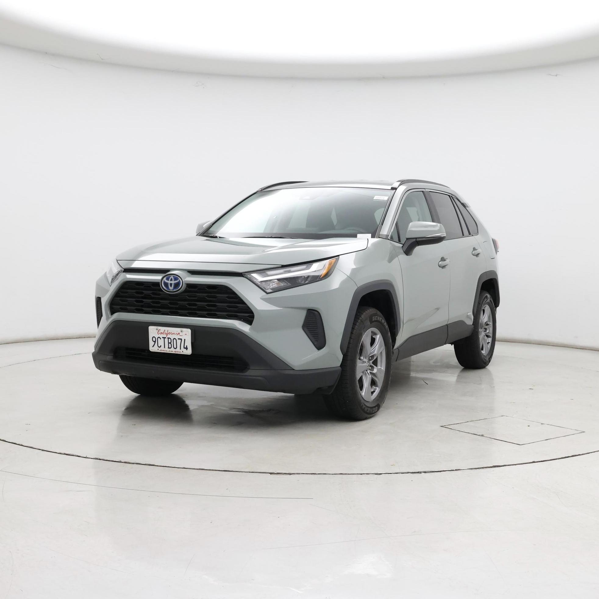 Thumbnail: 2022 Toyota RAV4 - 4