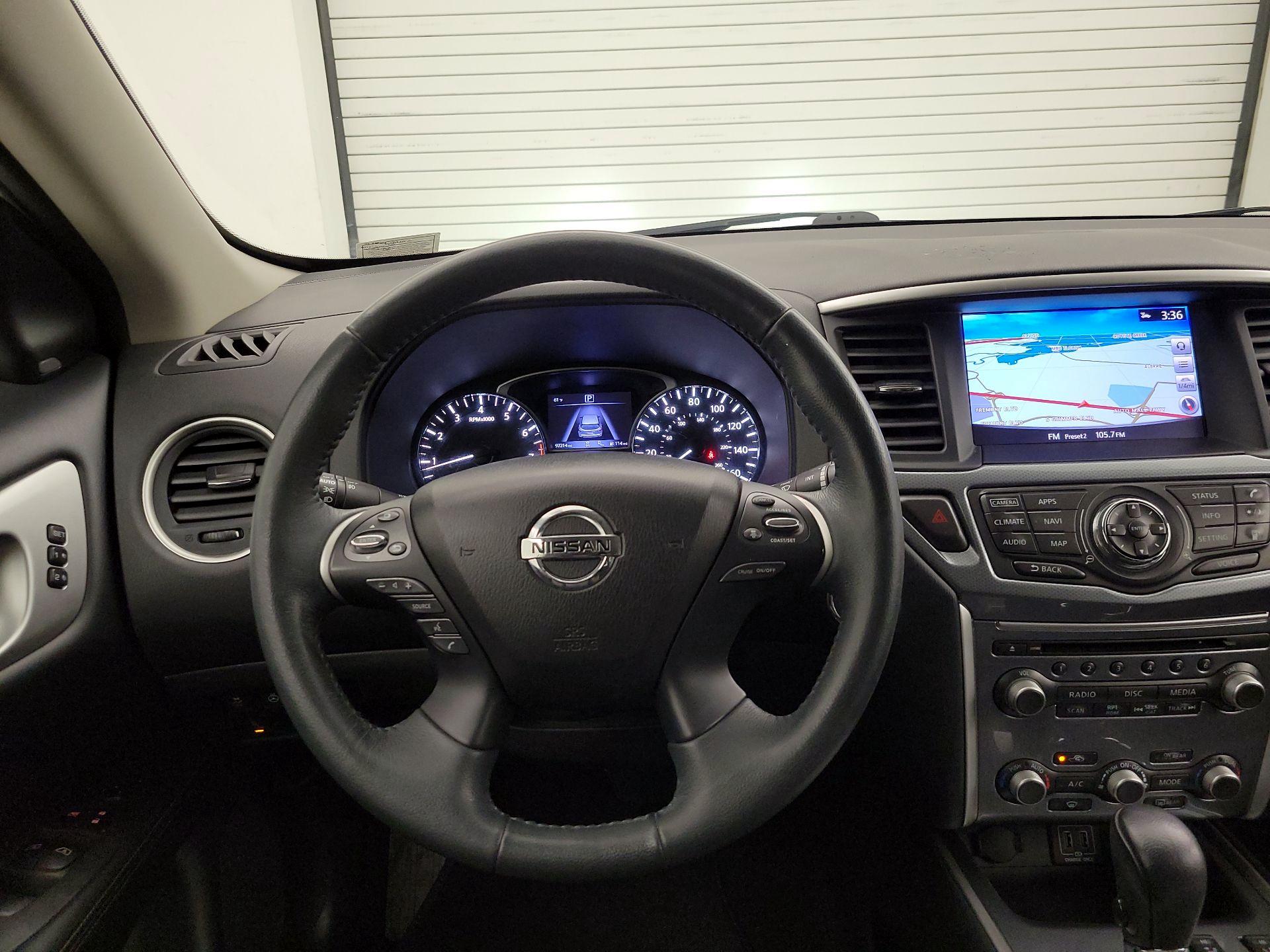 Thumbnail: 2018 Nissan Pathfinder - 10