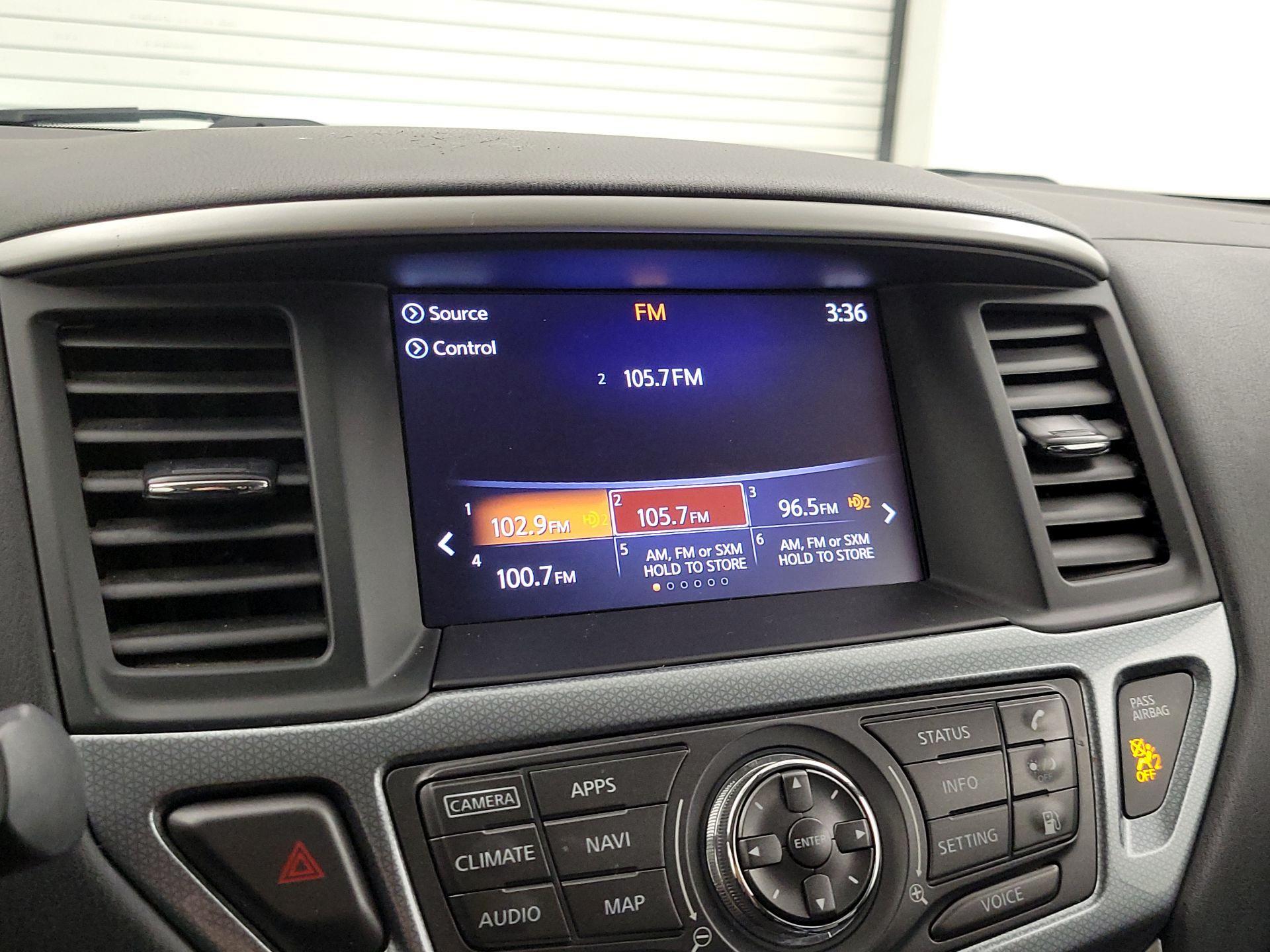 Thumbnail: 2018 Nissan Pathfinder - 15