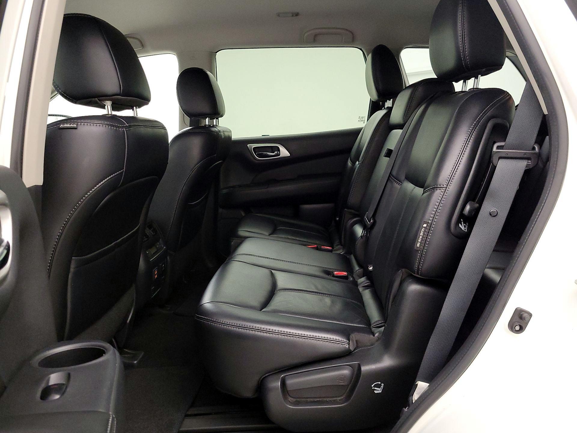 Thumbnail: 2018 Nissan Pathfinder - 19