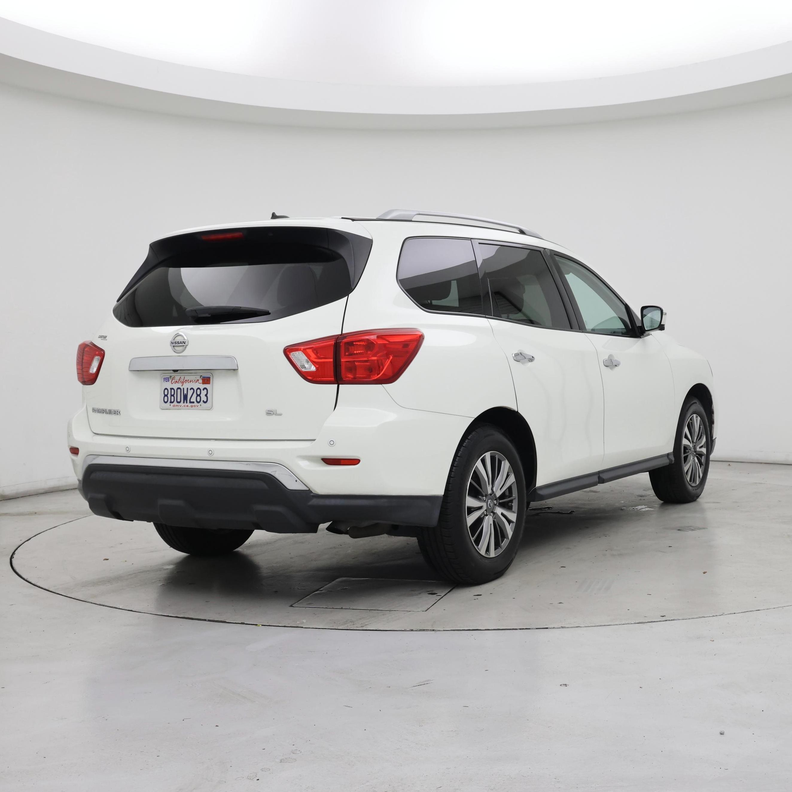 Thumbnail: 2018 Nissan Pathfinder - 8