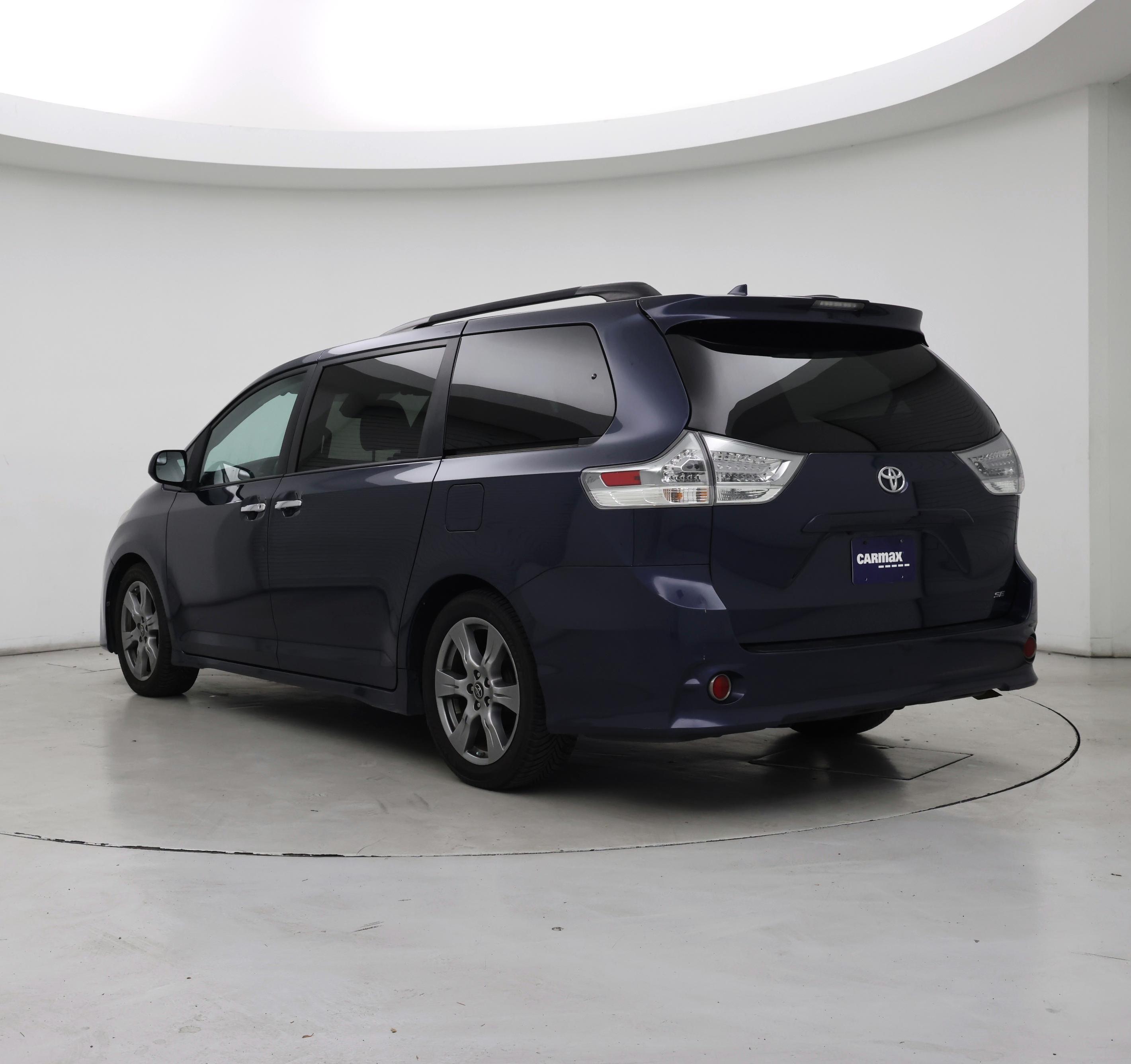 Thumbnail: 2018 Toyota Sienna - 2