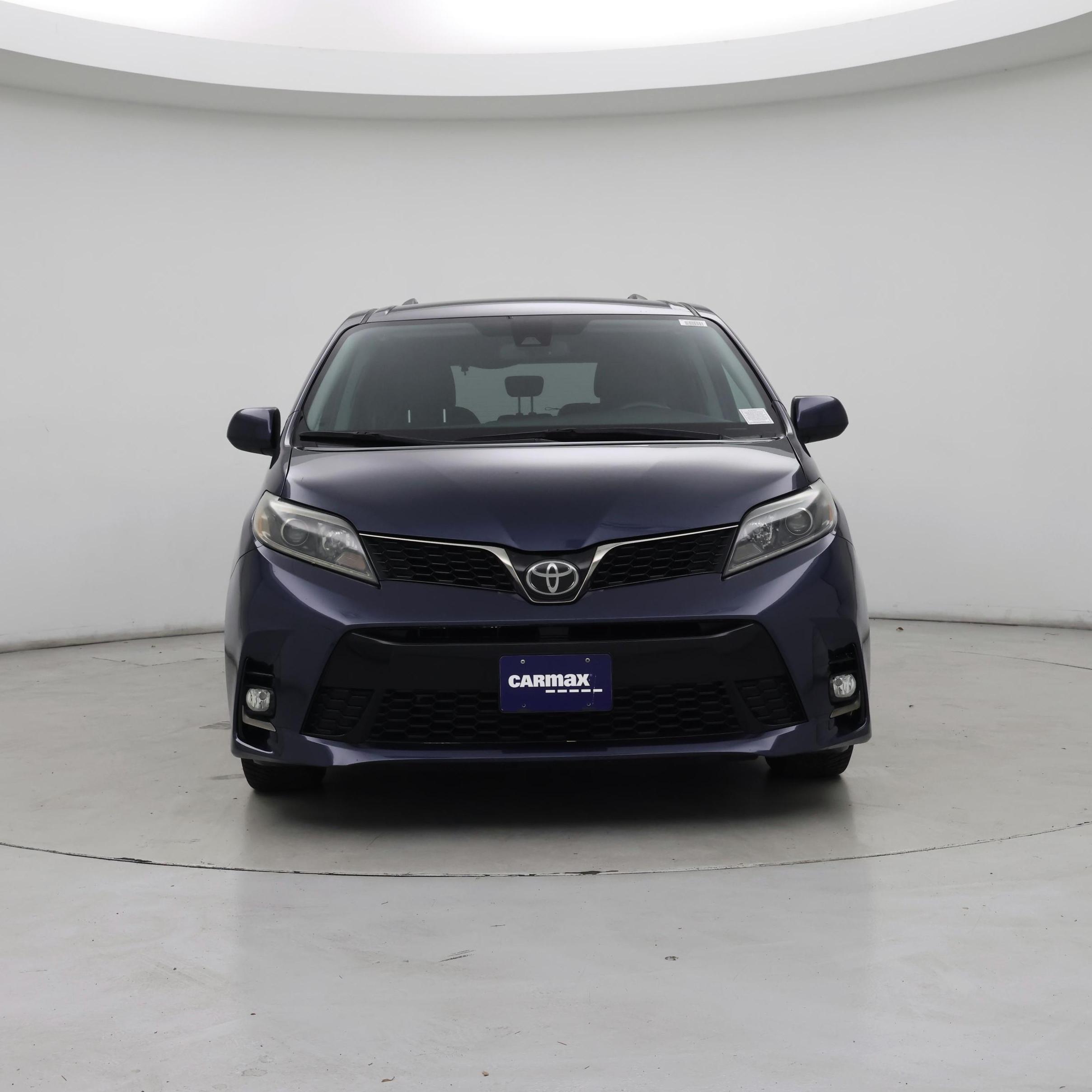 Thumbnail: 2018 Toyota Sienna - 5