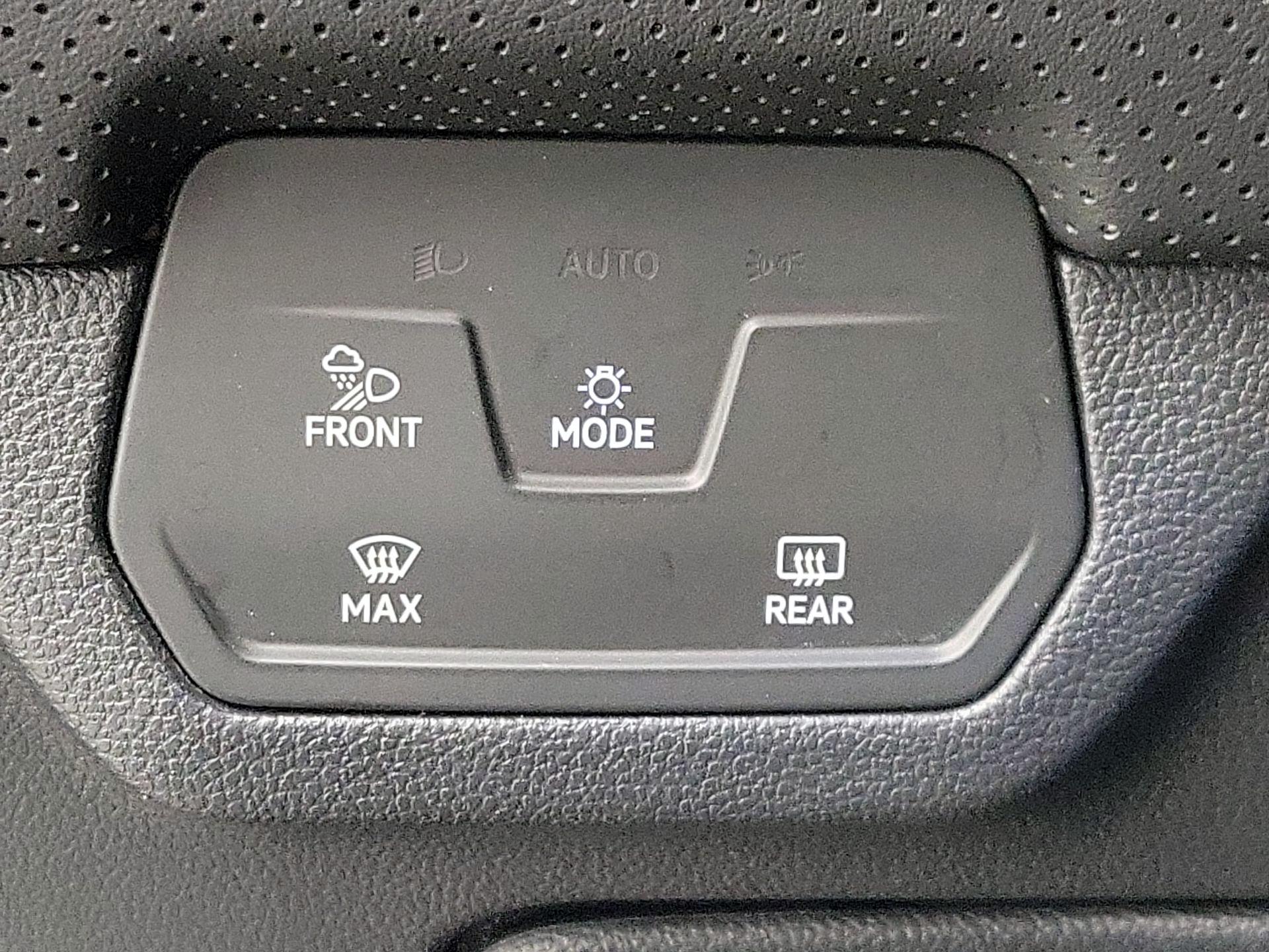 Thumbnail: 2024 Volkswagen Atlas - 13