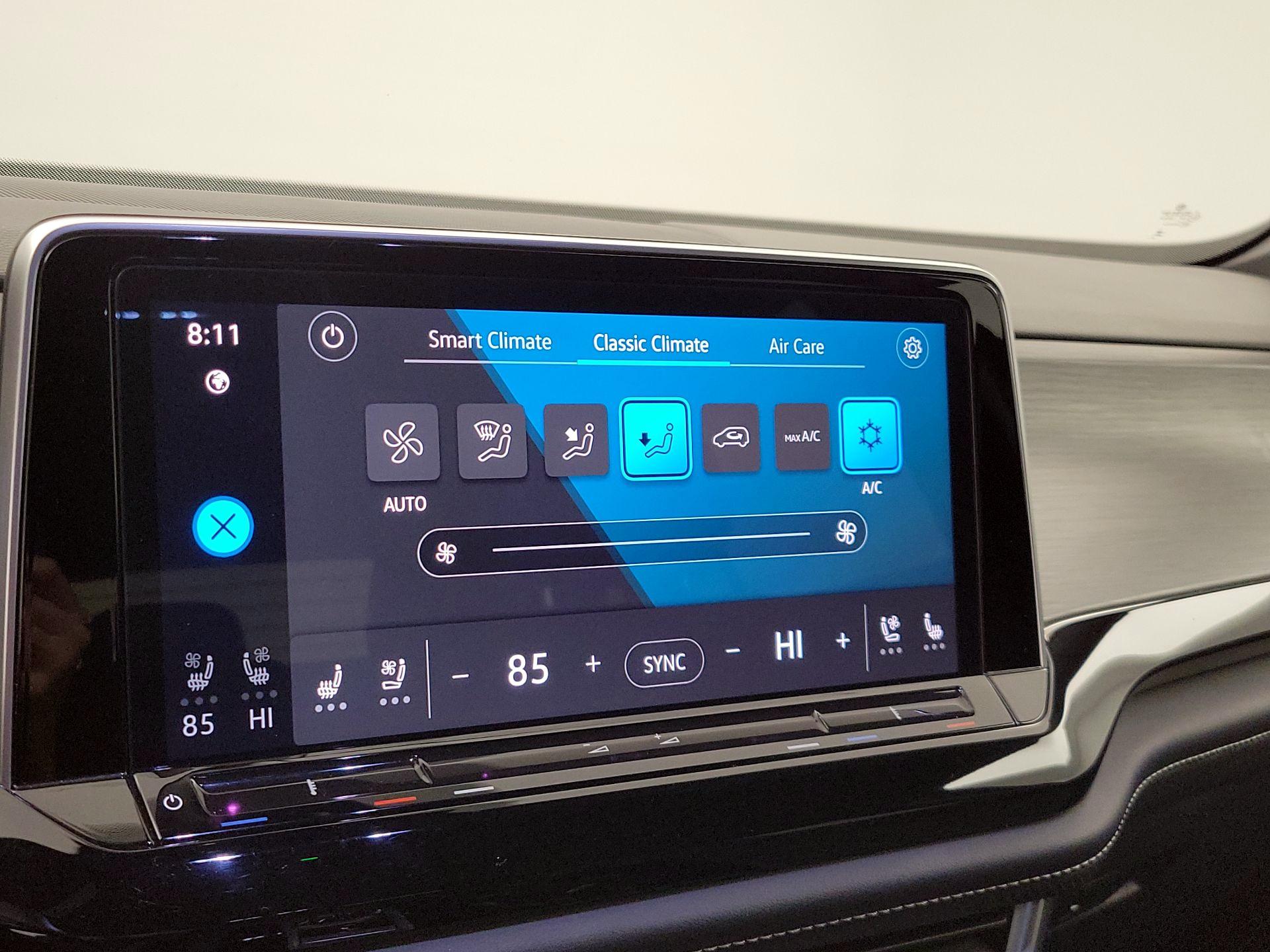 Thumbnail: 2024 Volkswagen Atlas - 16